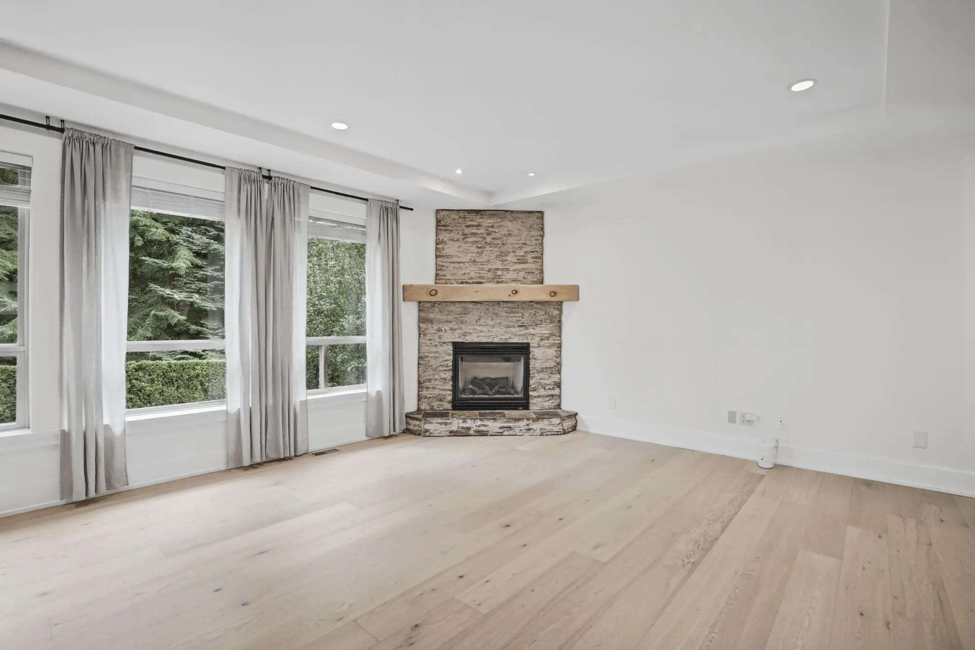 3800 Golf Course Drive #12