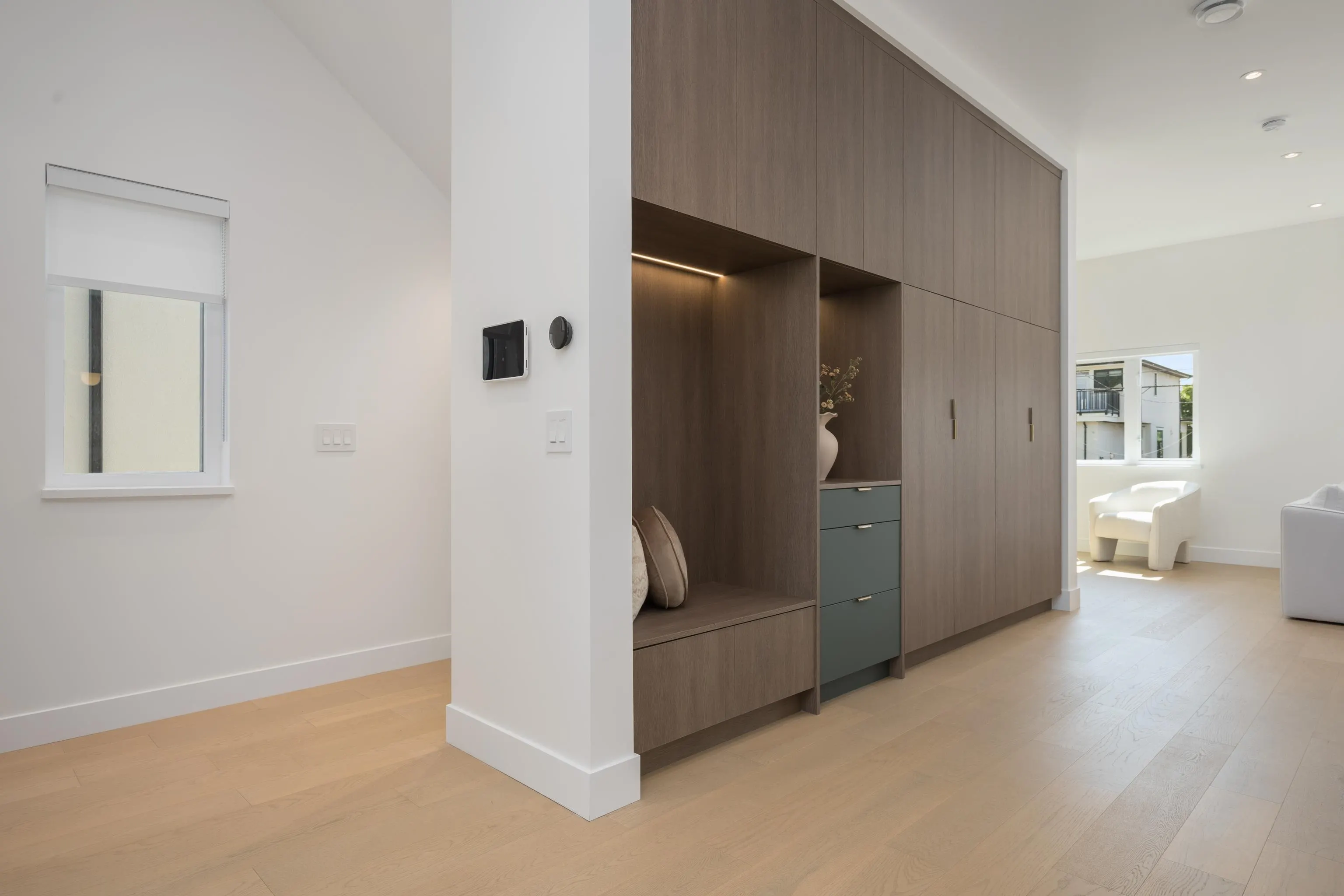 8483 16 Avenue #2