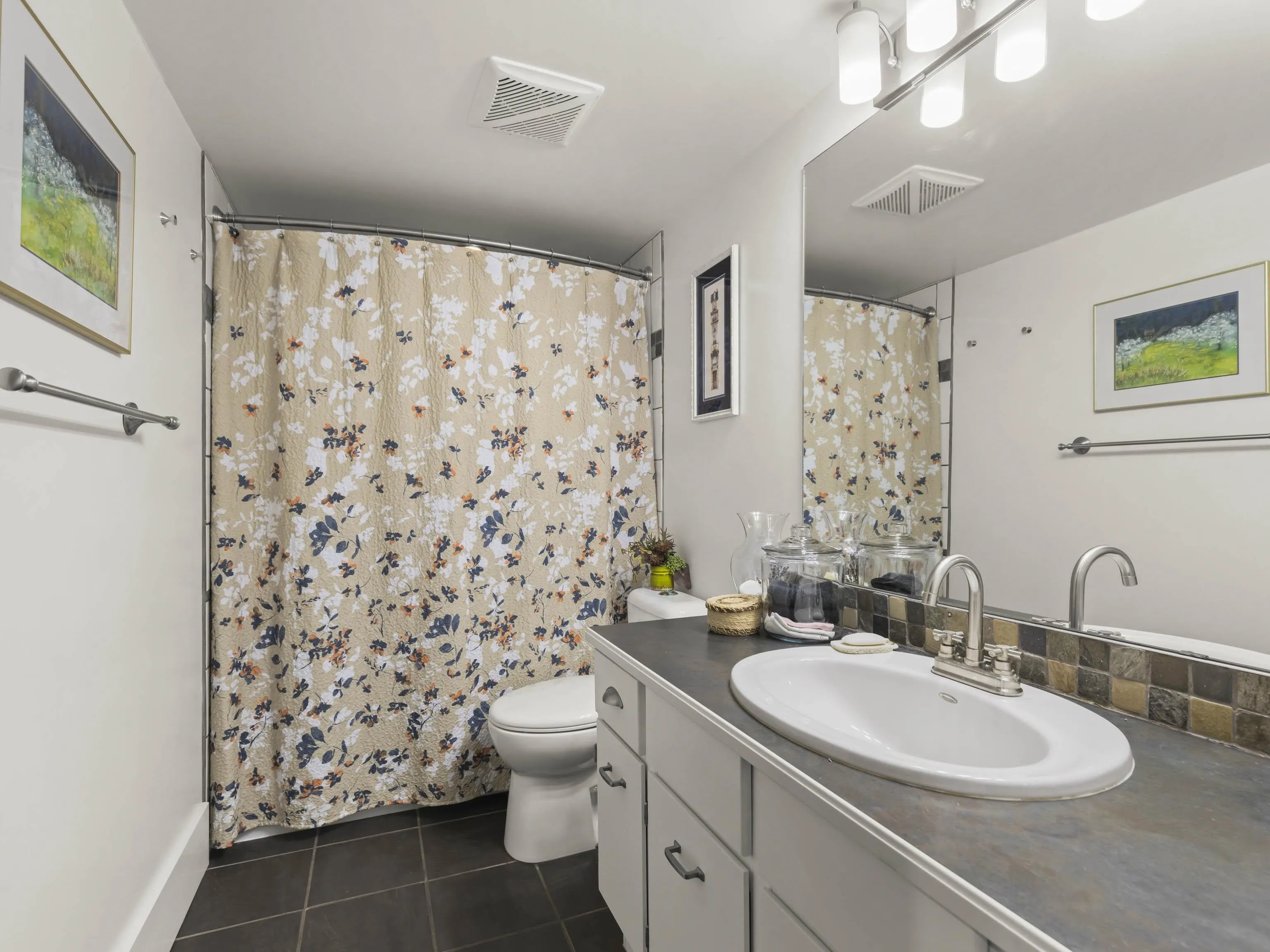 1185 Lillooet Road