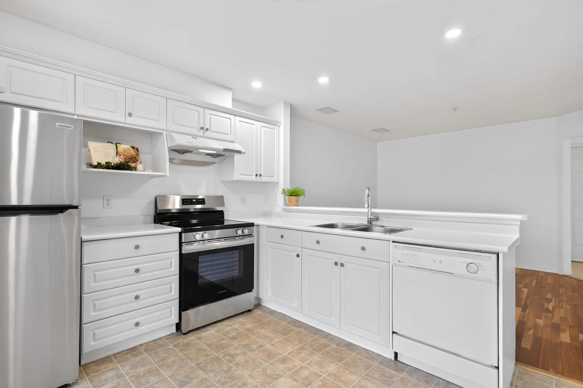 758 Riverside Drive #92