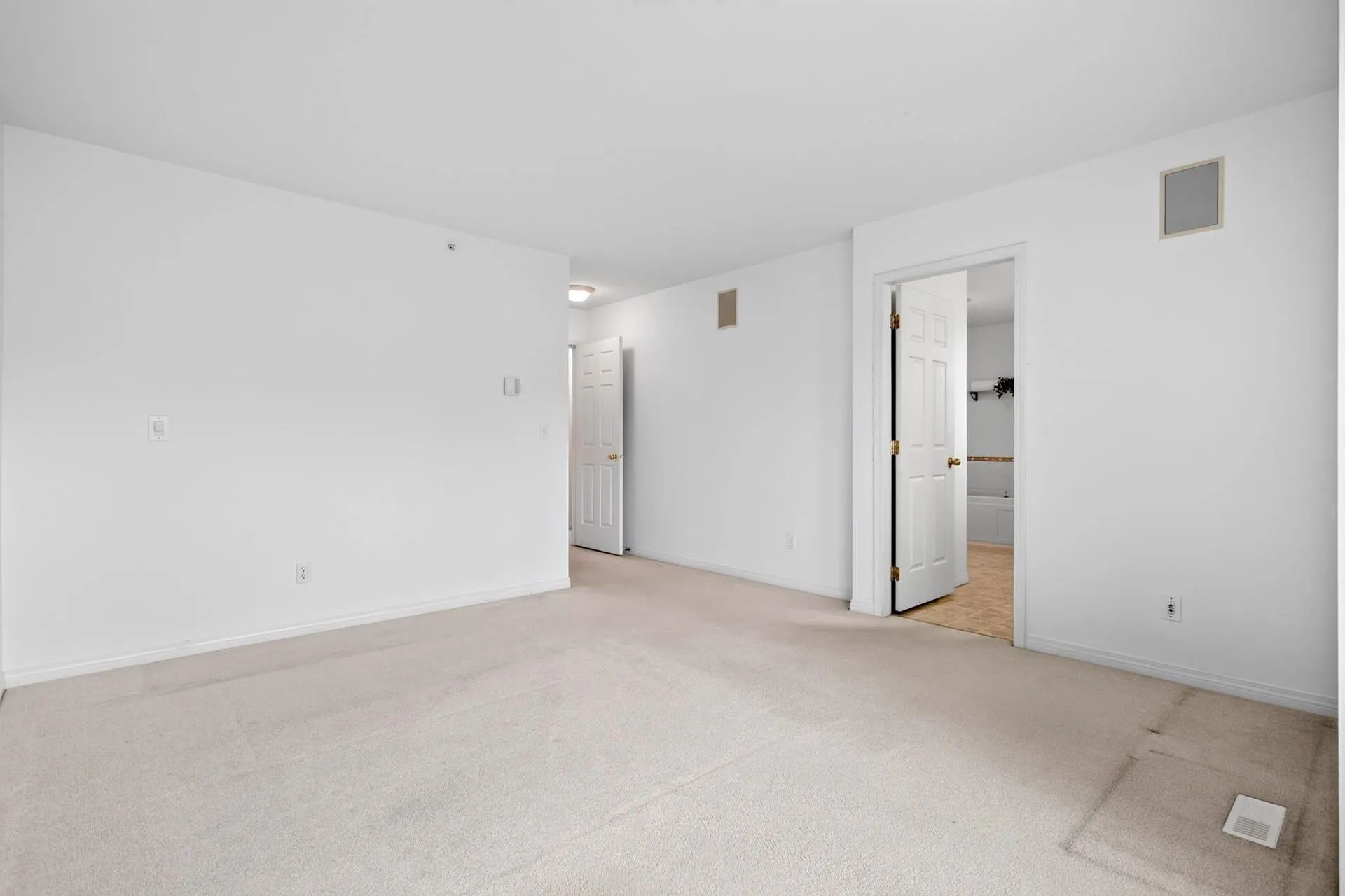 758 Riverside Drive #92