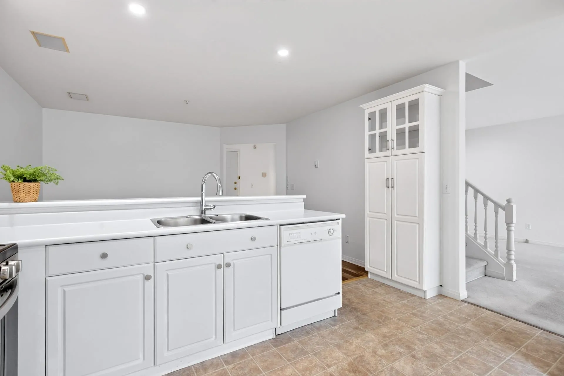 758 Riverside Drive #92