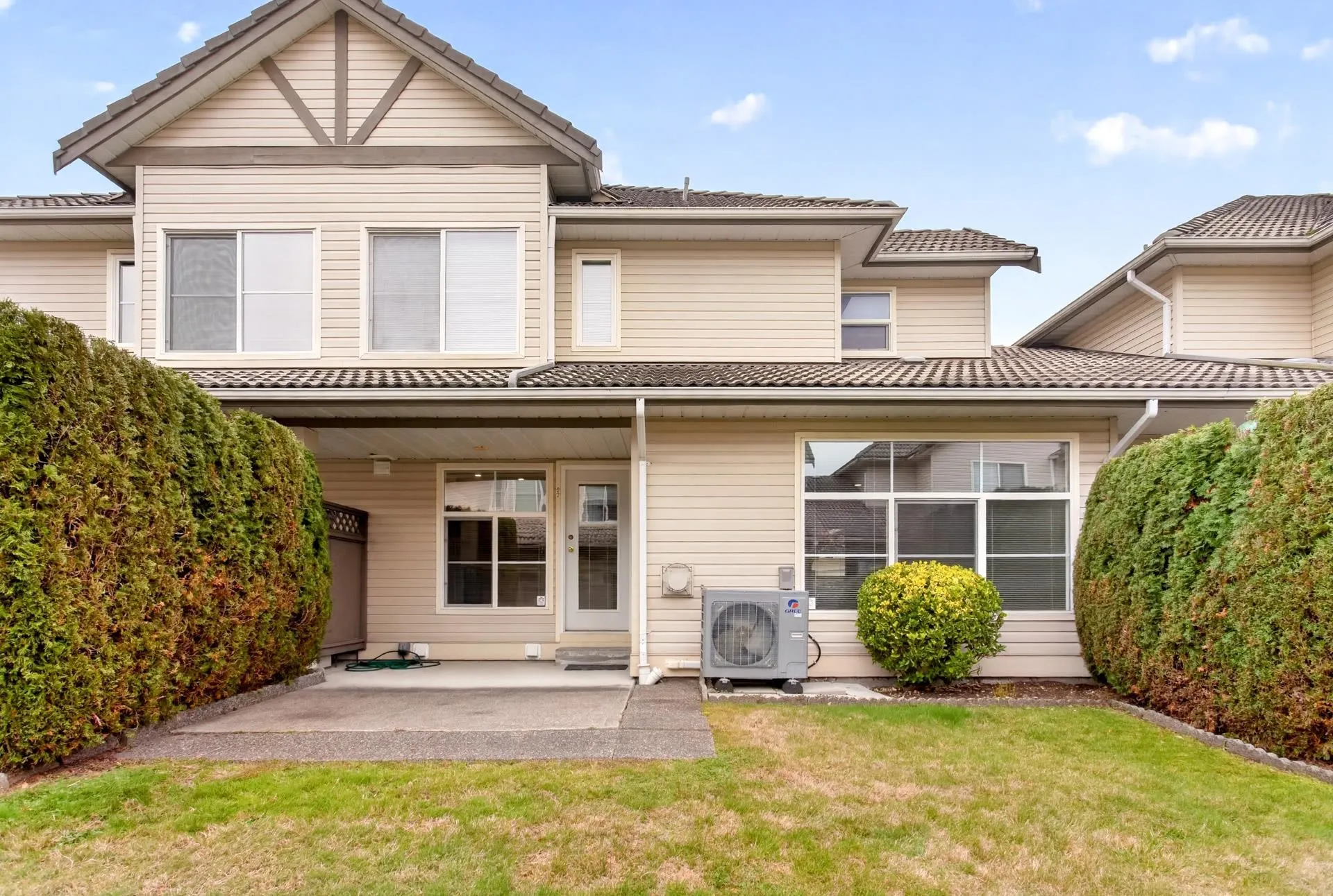 758 Riverside Drive #92