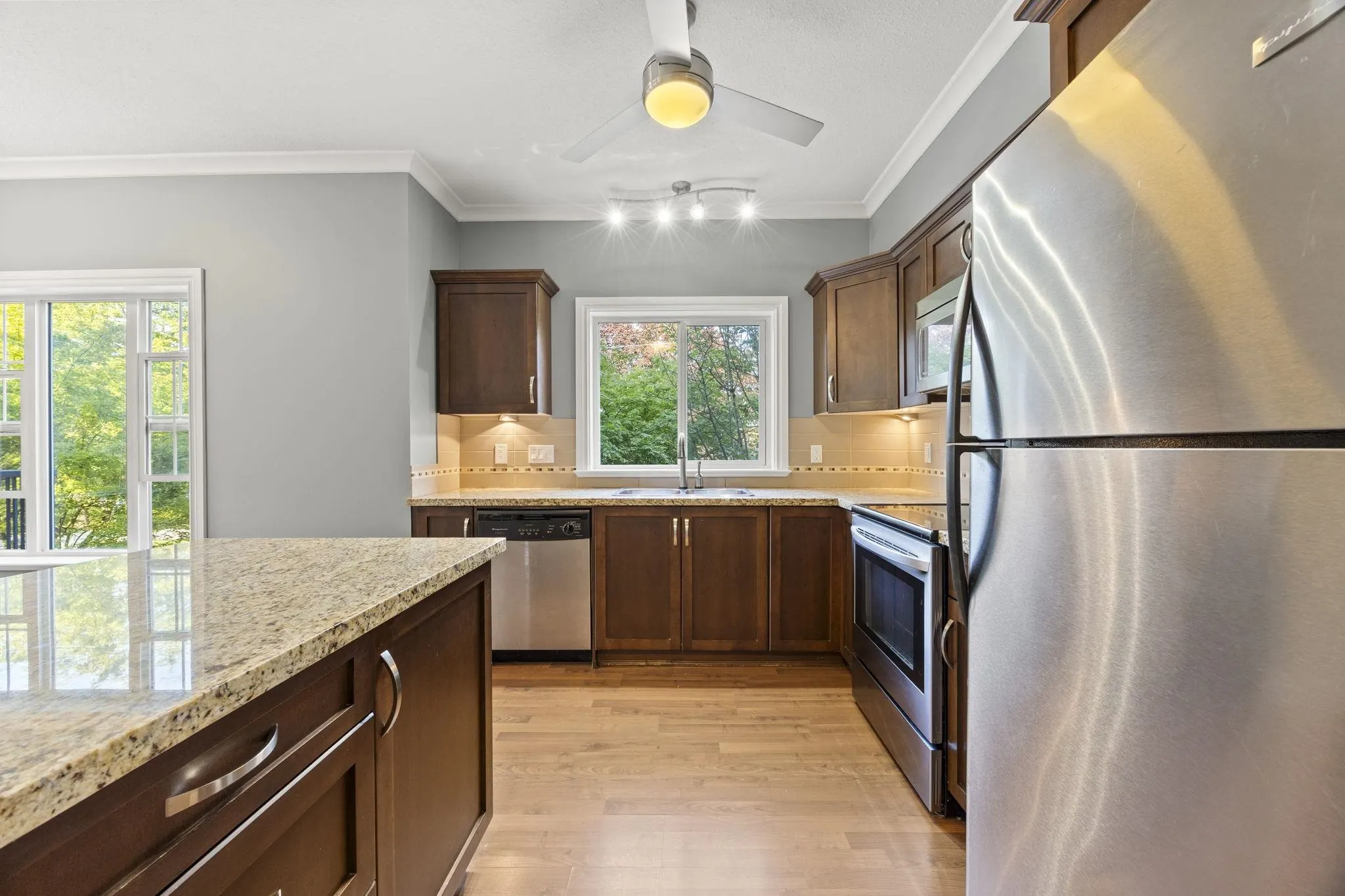 20286 53a Avenue #201
