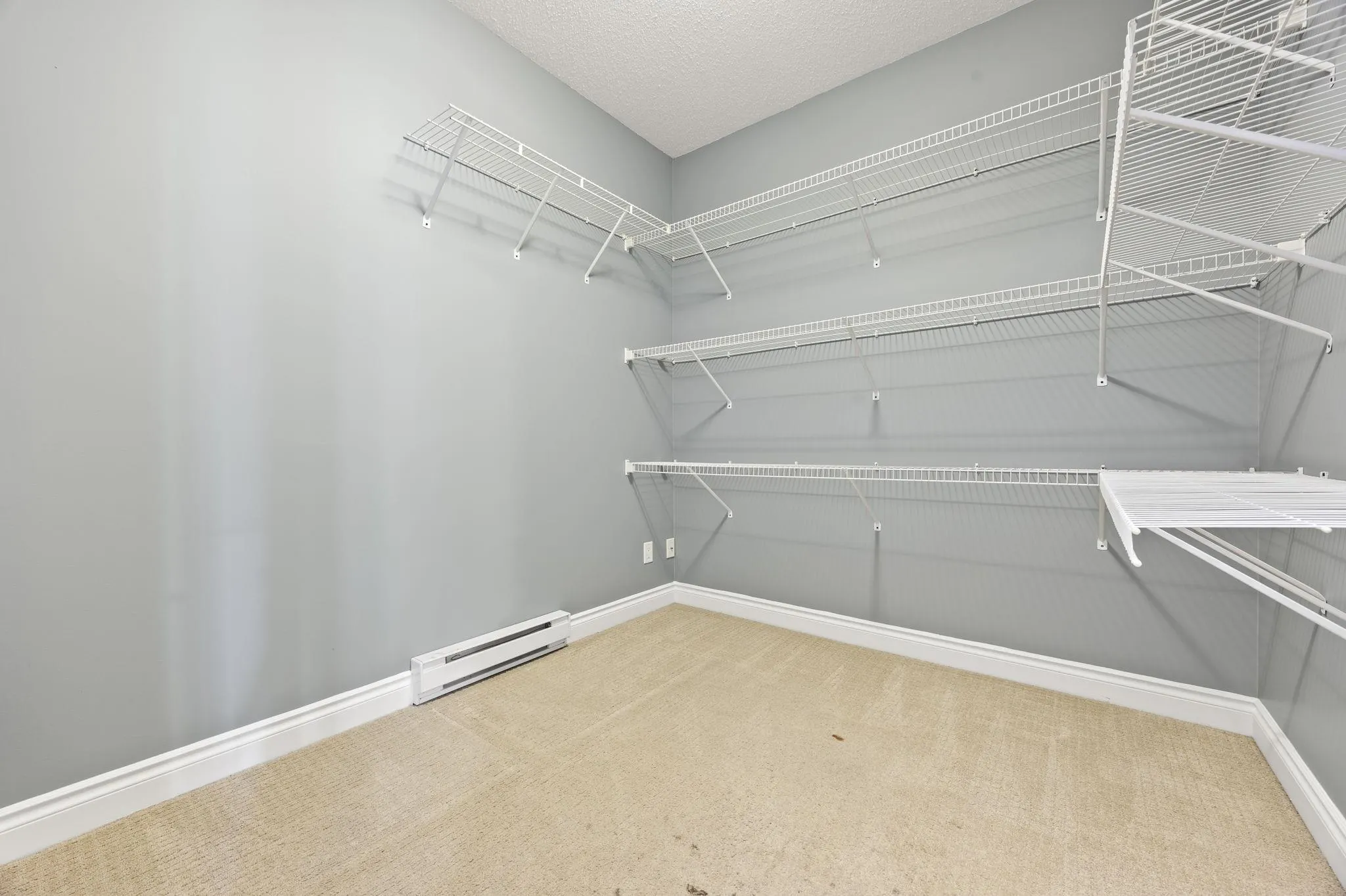 20286 53a Avenue #201