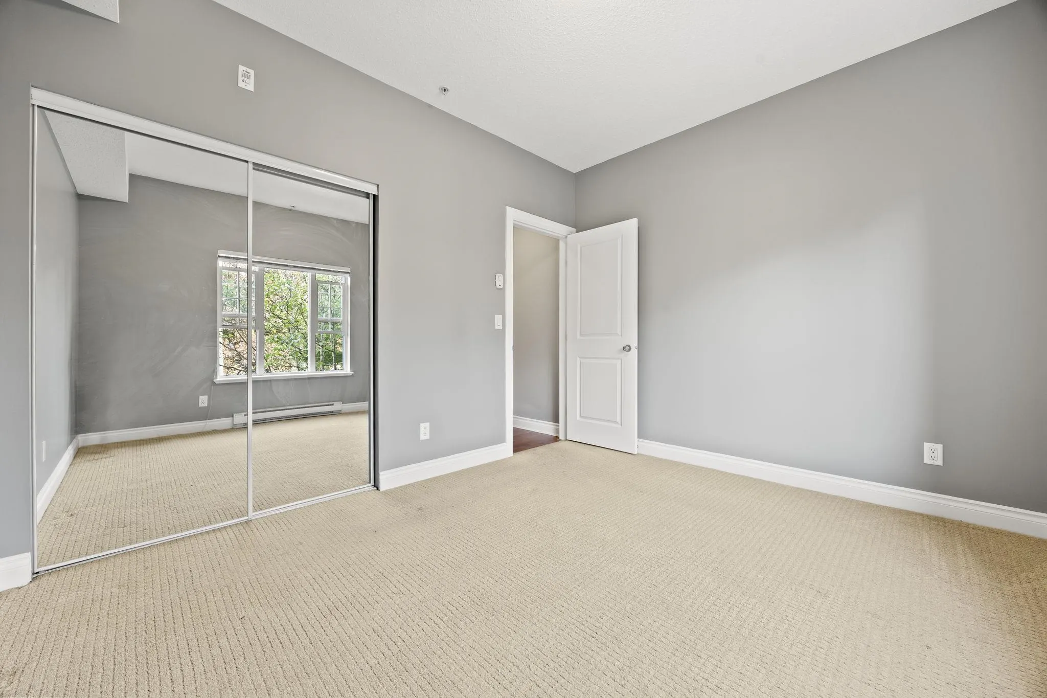 20286 53a Avenue #201