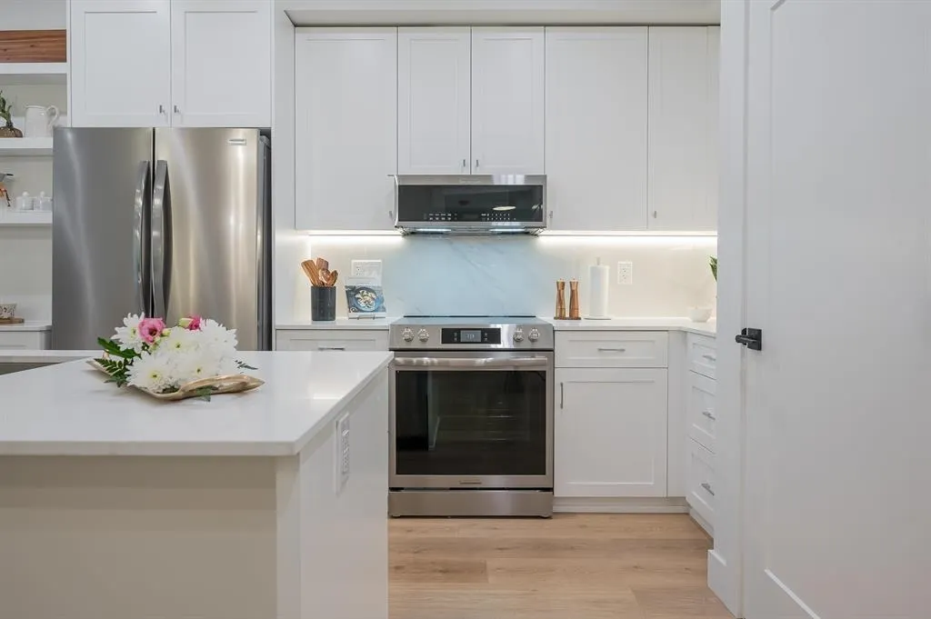 46185 Thomas Road #203