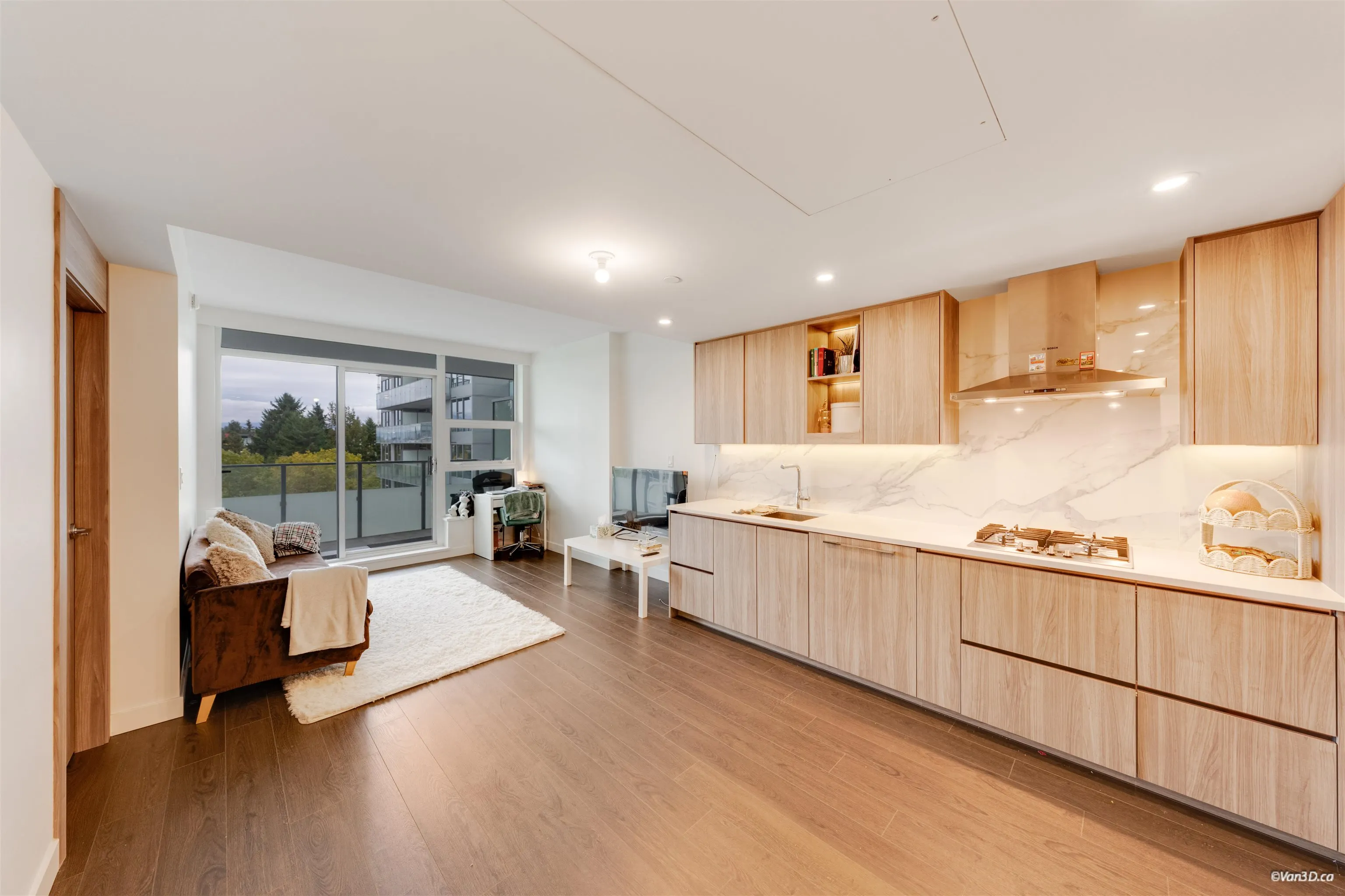 13768 100 Avenue #910