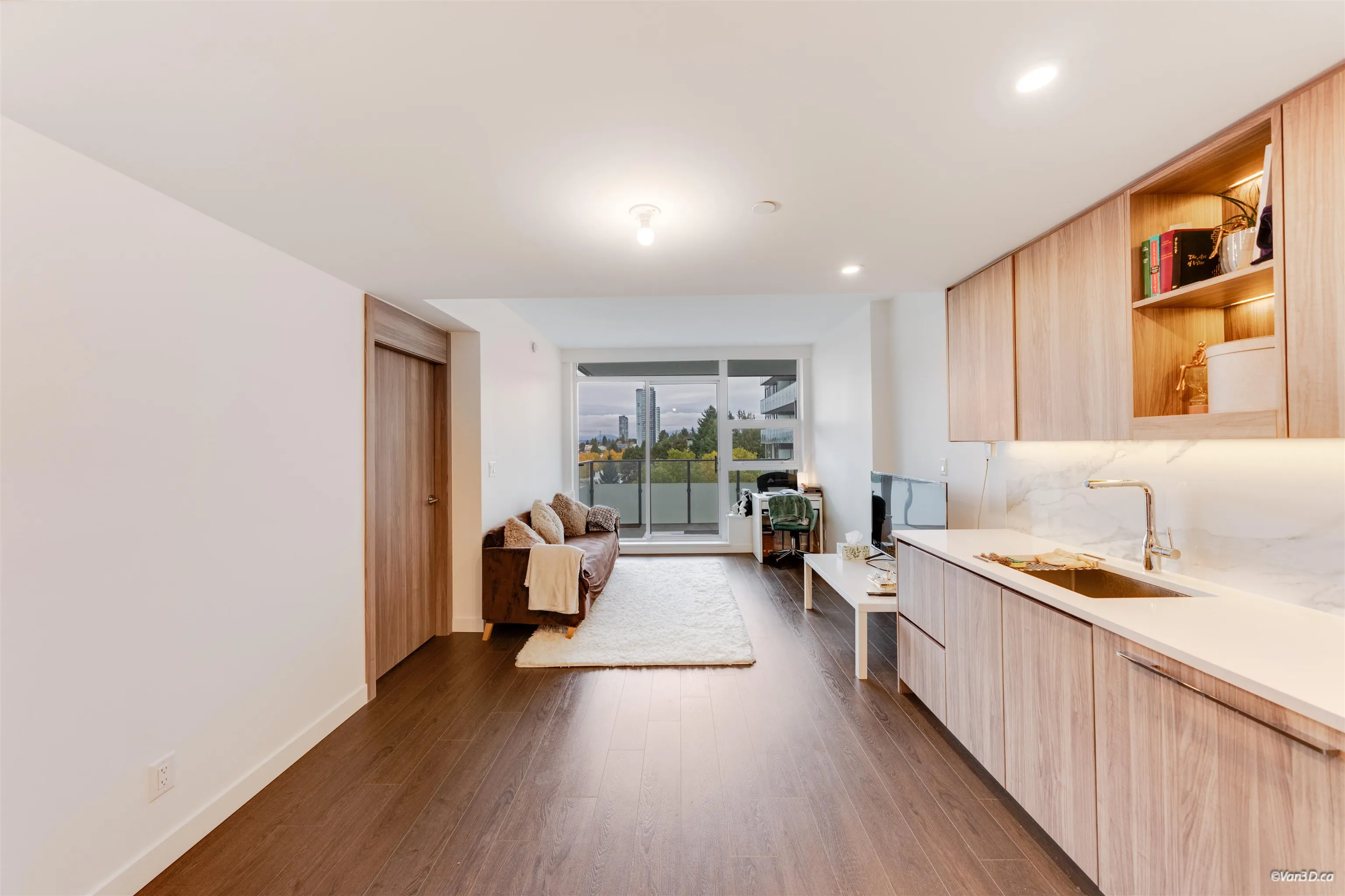 13768 100 Avenue #910