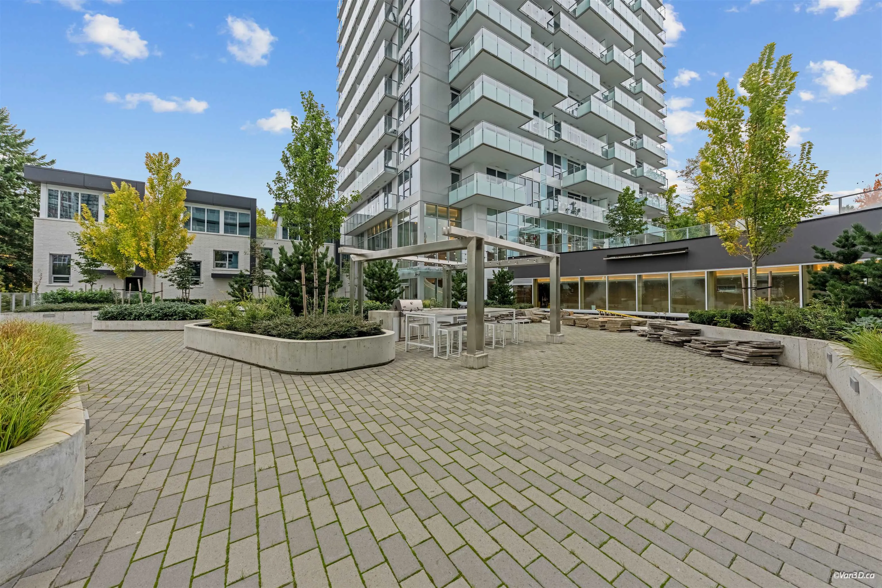13768 100 Avenue #910