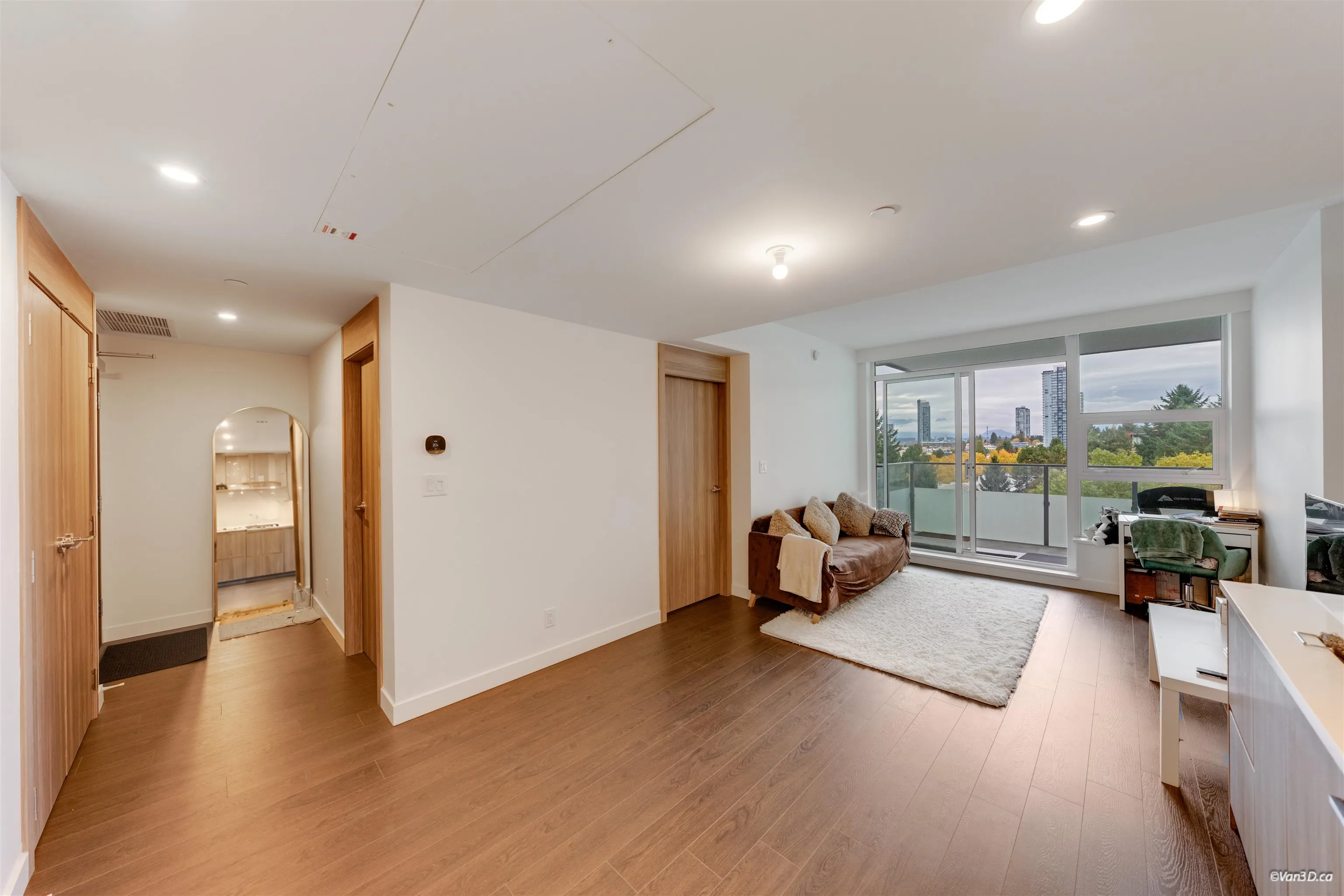 13768 100 Avenue #910