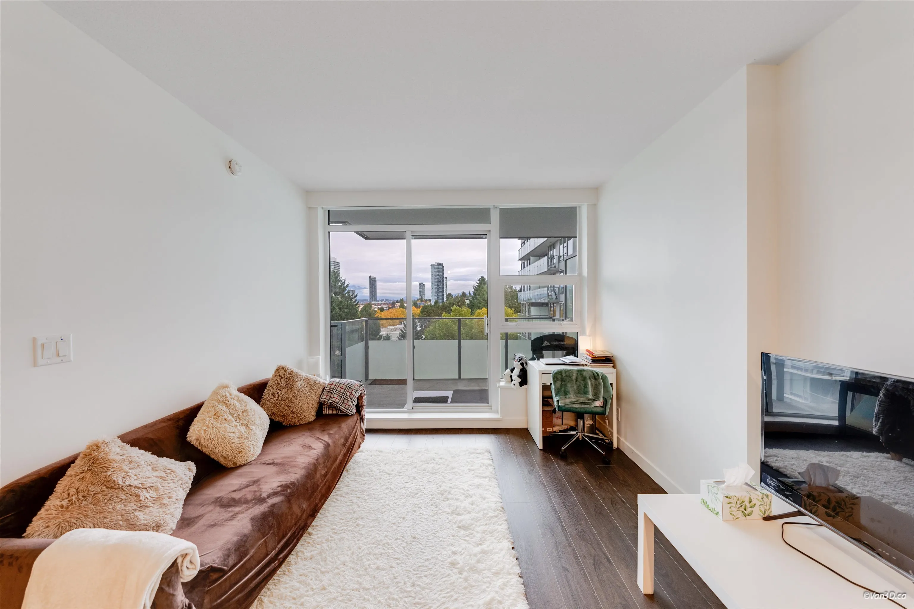 13768 100 Avenue #910