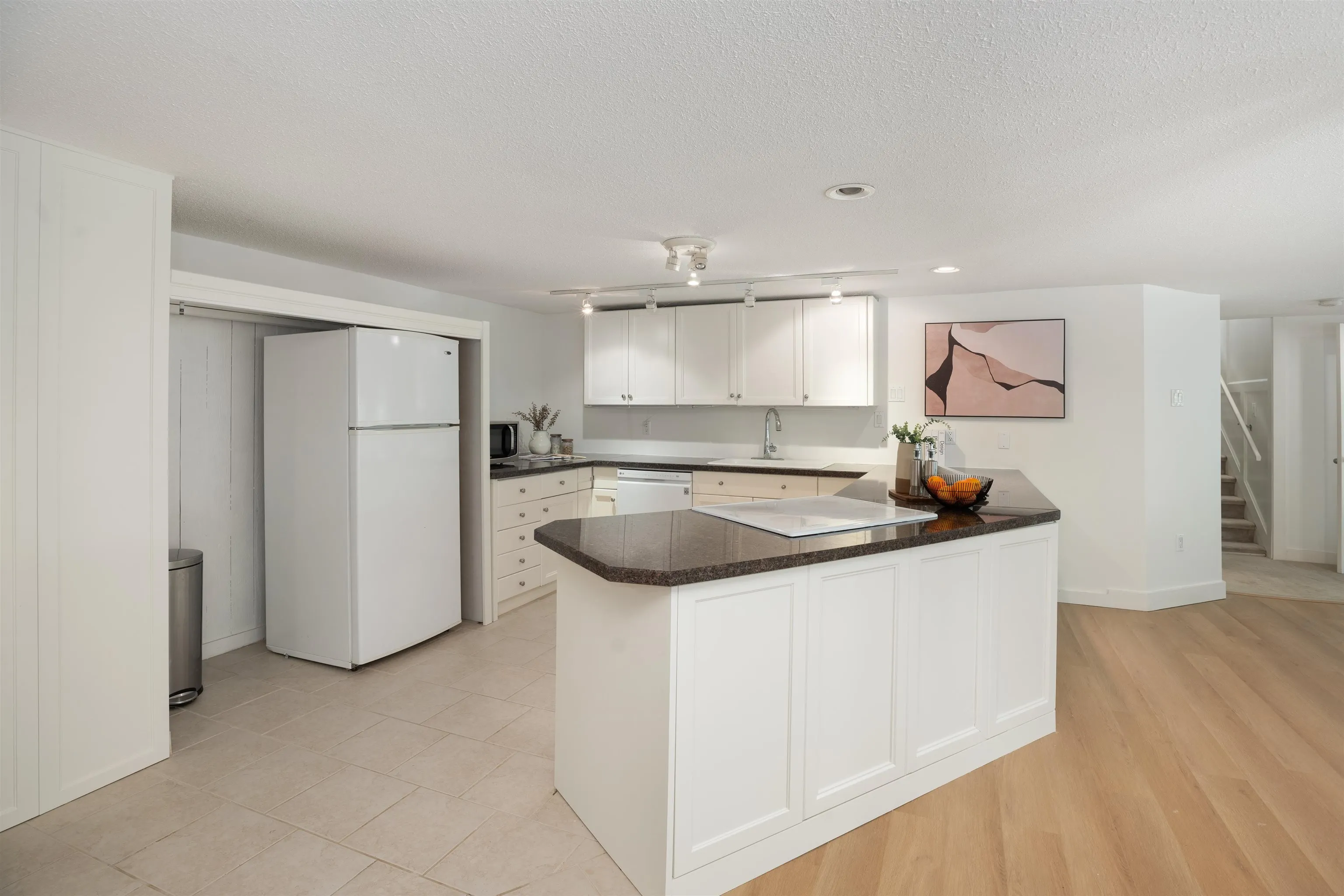 3420 Rockview Place