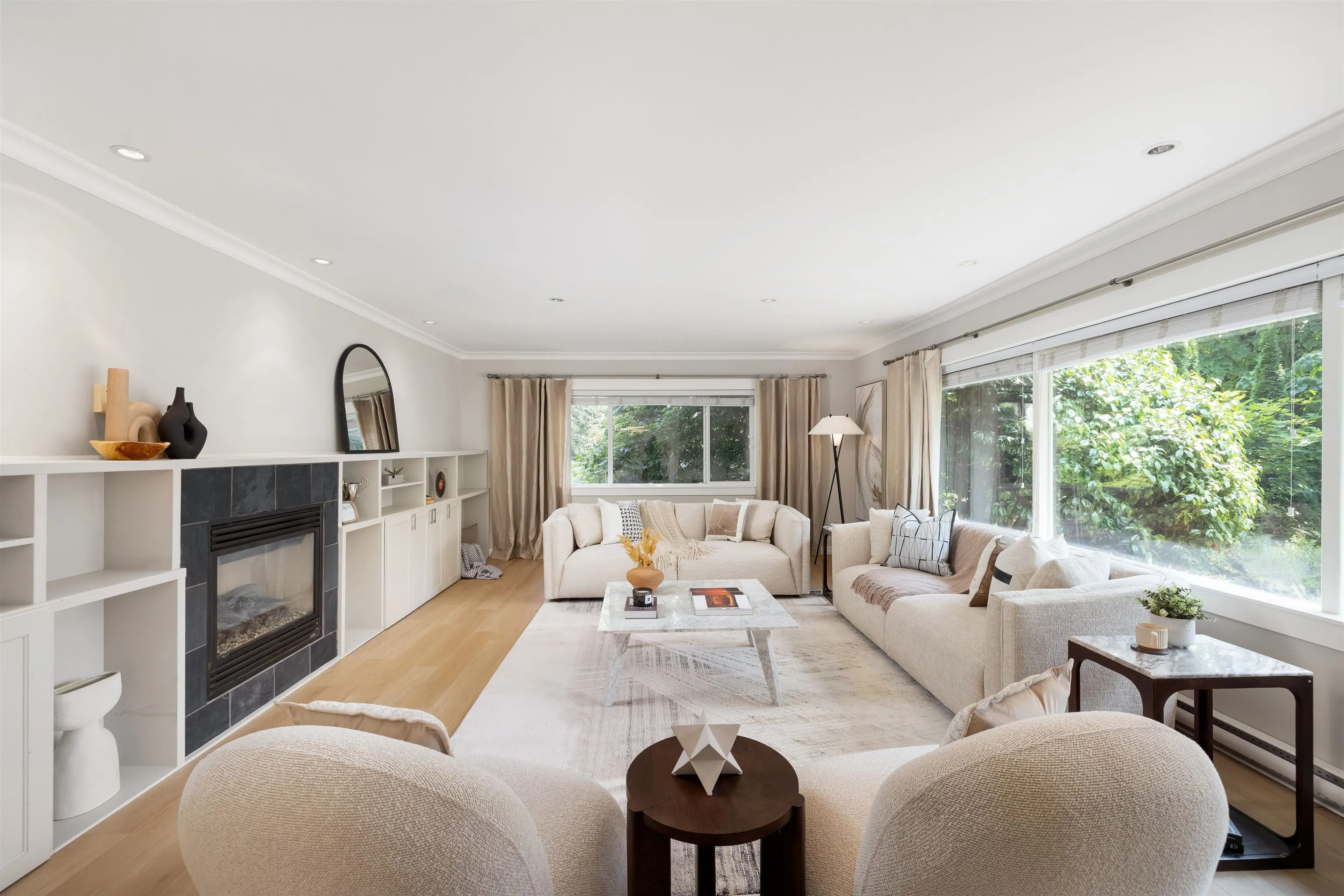 3420 Rockview Place
