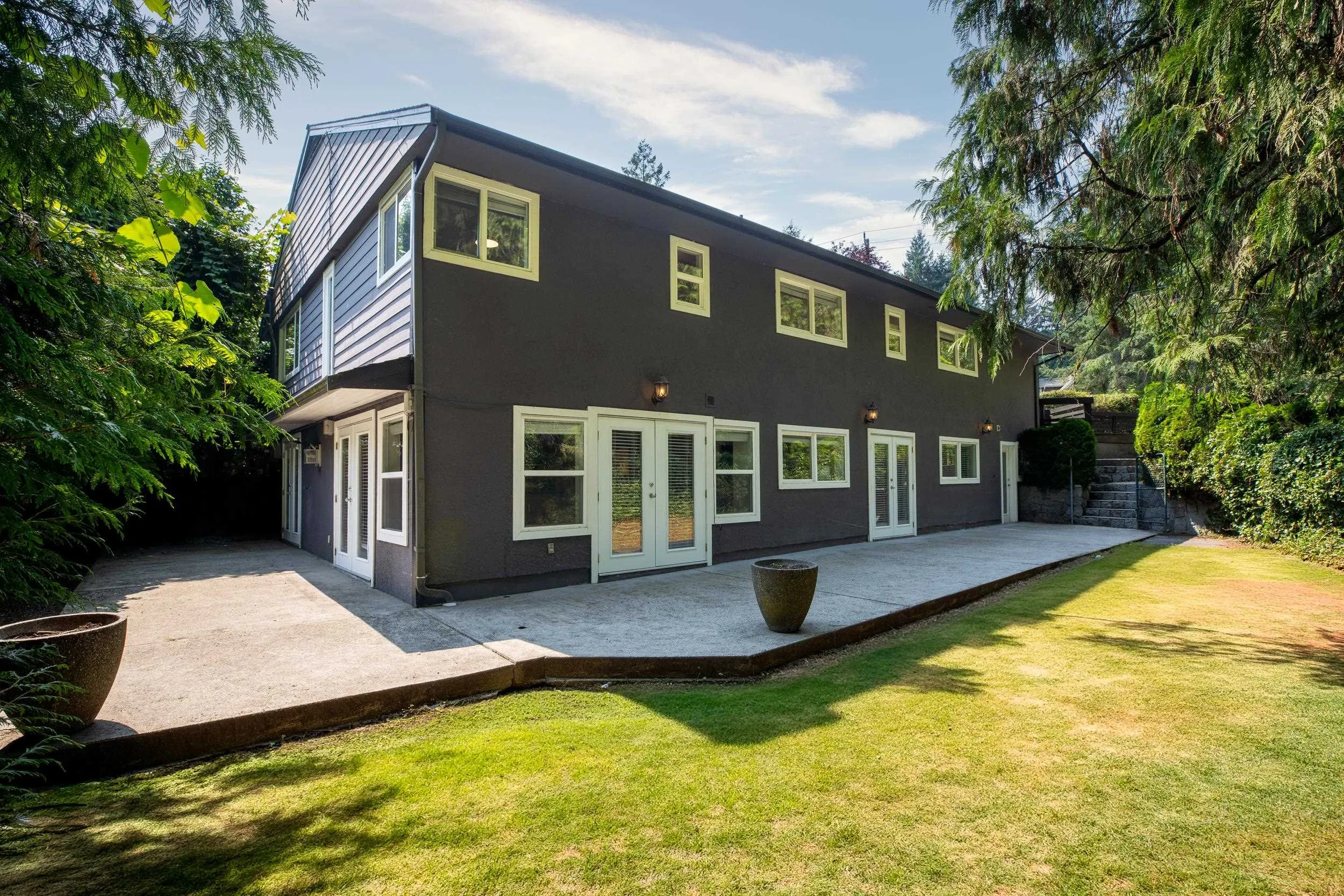 3420 Rockview Place