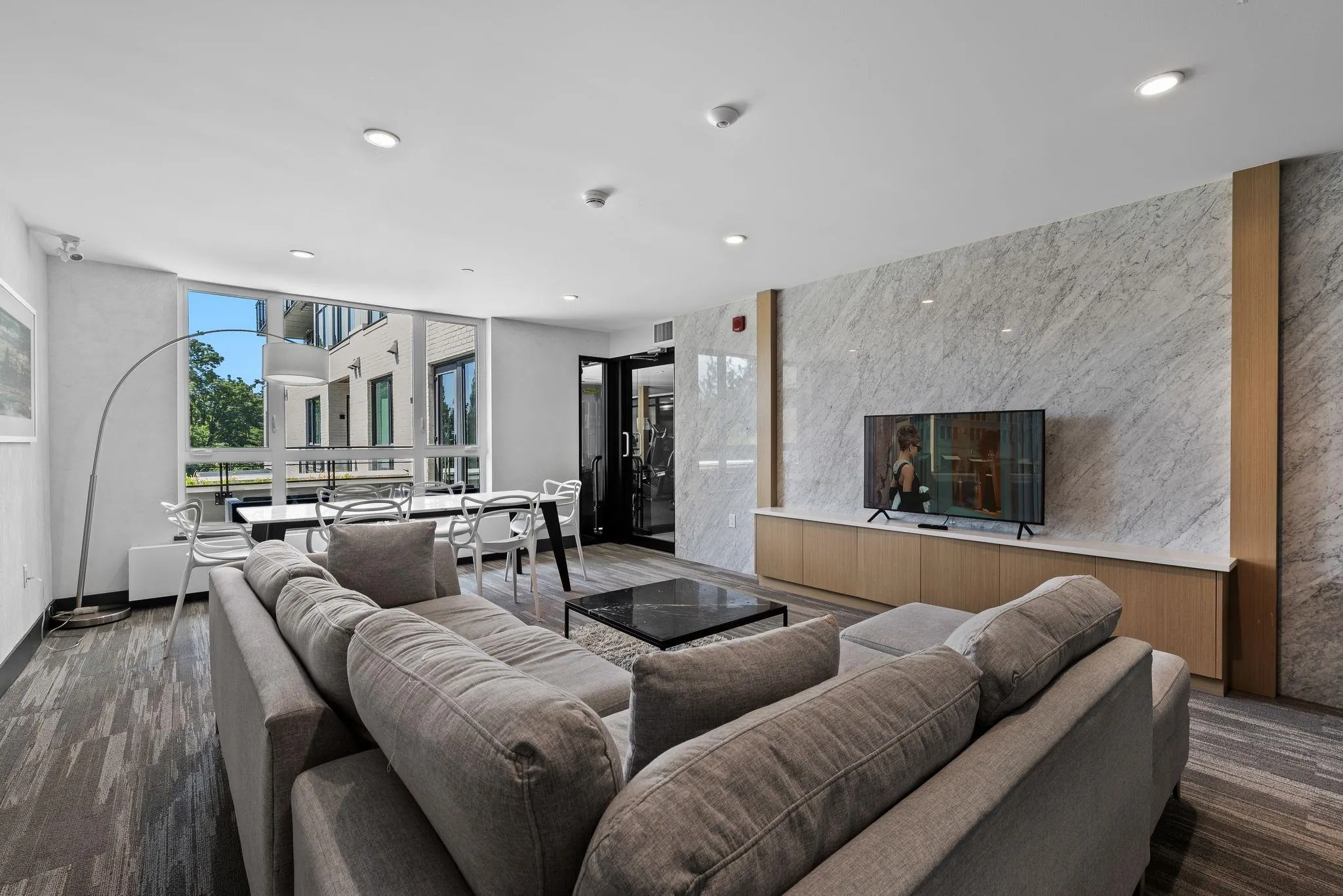 707 E 3 Street #208