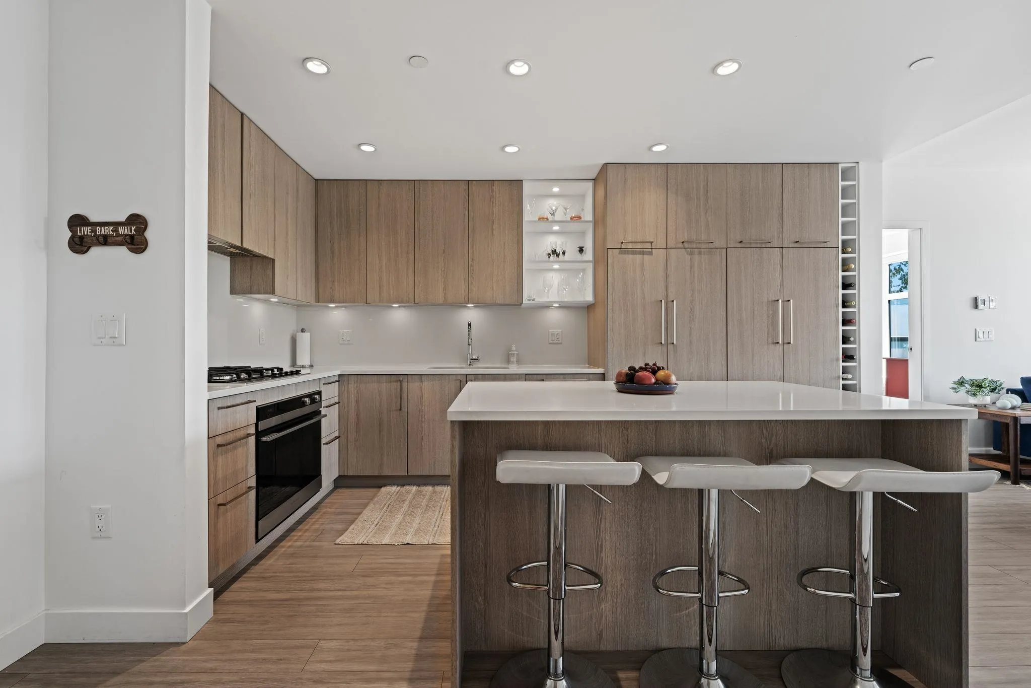 707 E 3 Street #208