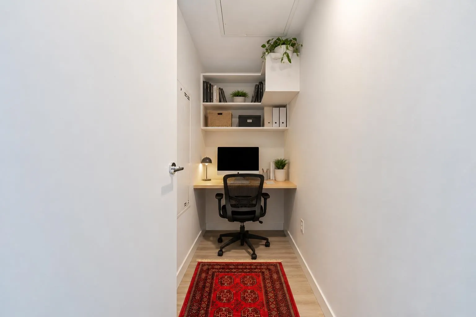 707 E 3 Street #208