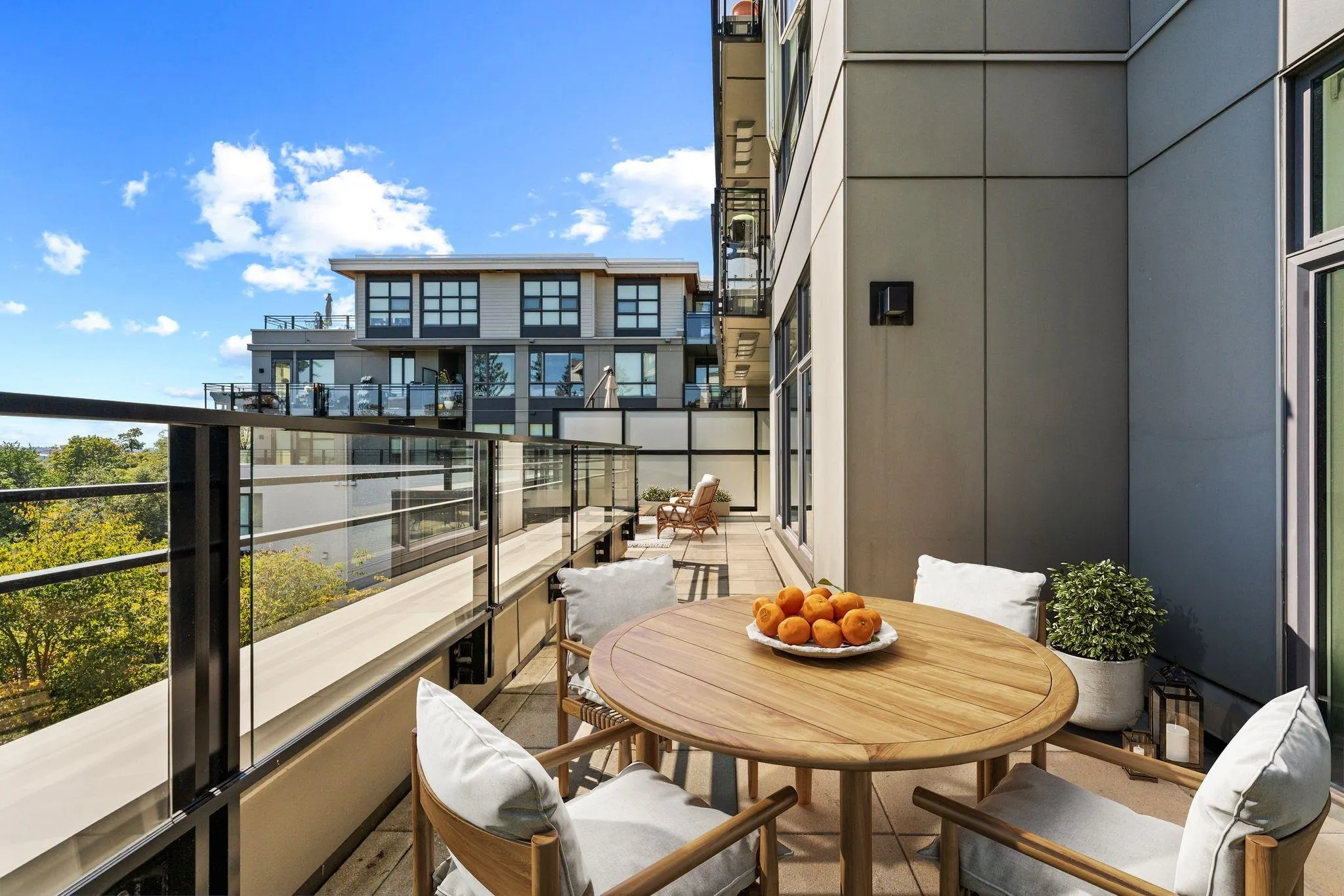 707 E 3 Street #208