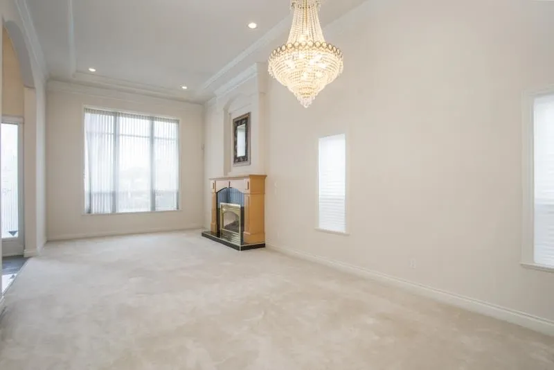 3648 Semlin Drive