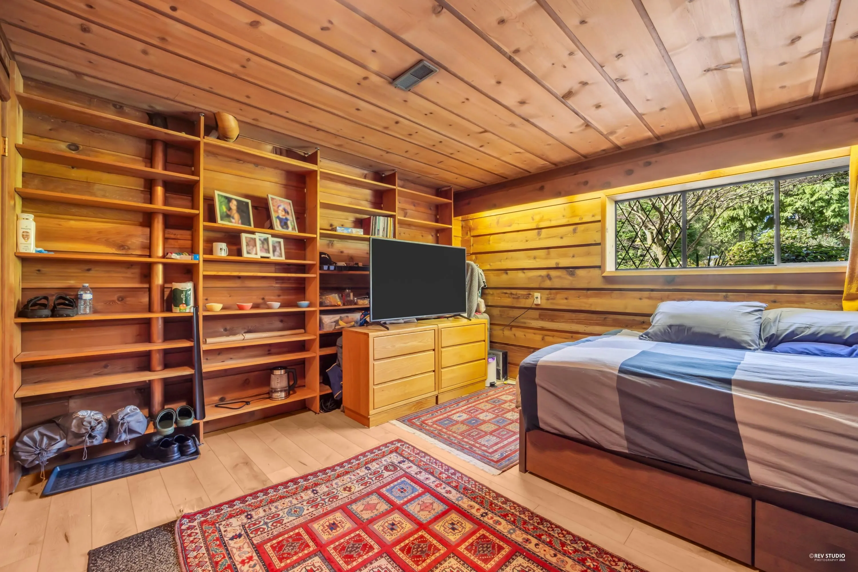 4578 Capilano Road