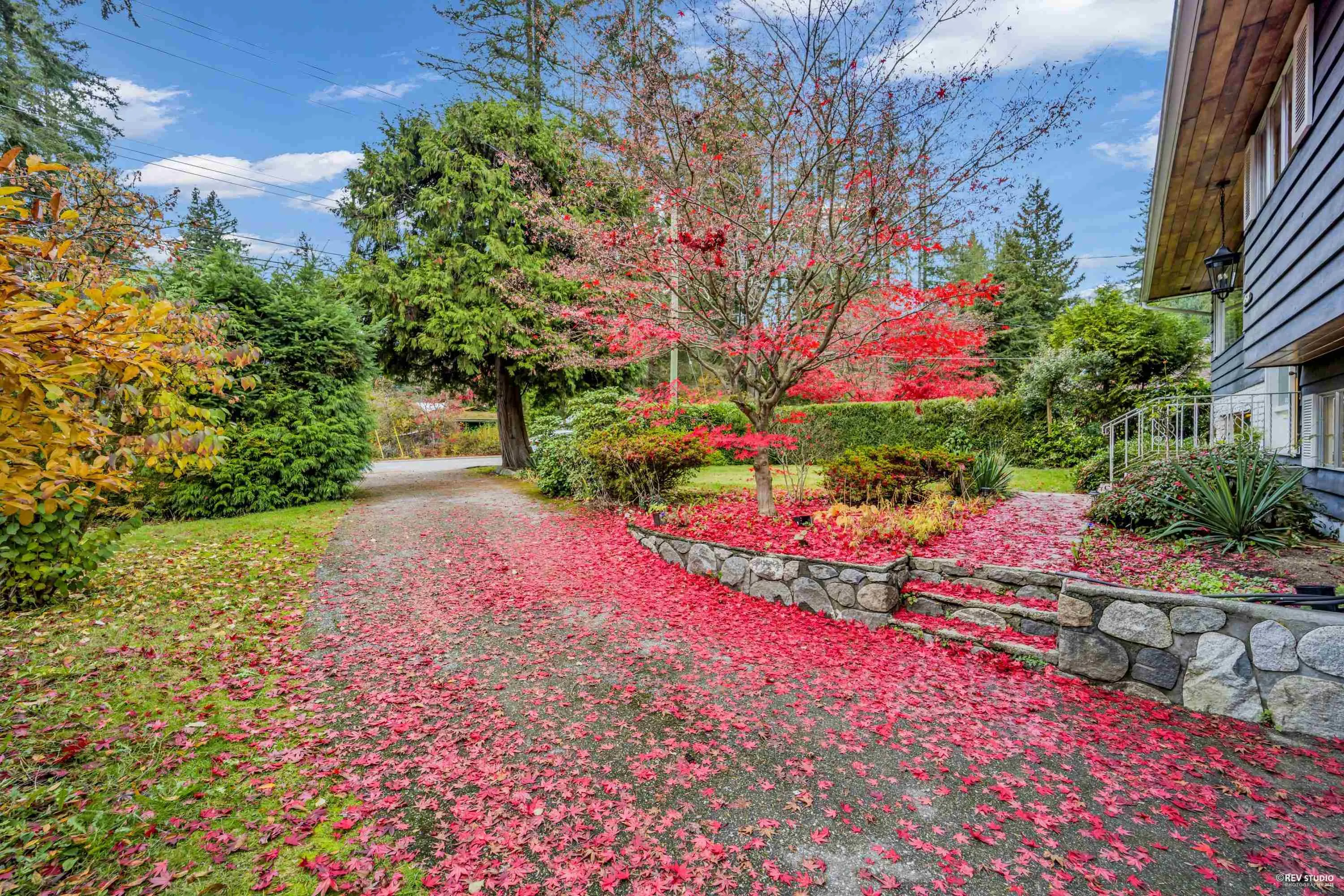 4578 Capilano Road