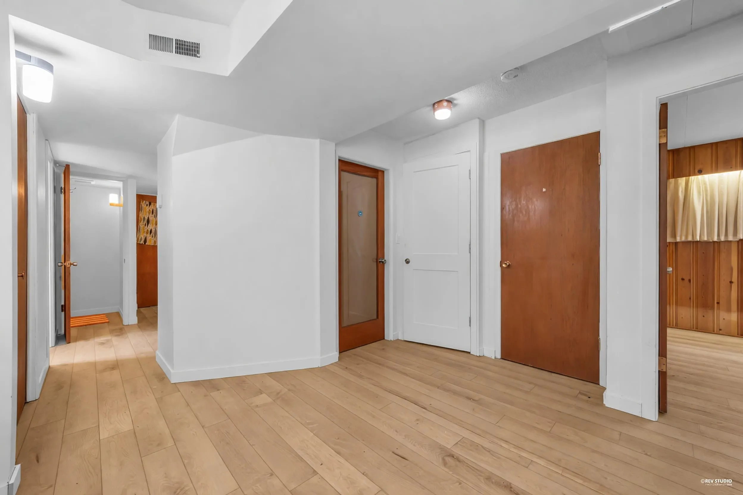 4578 Capilano Road