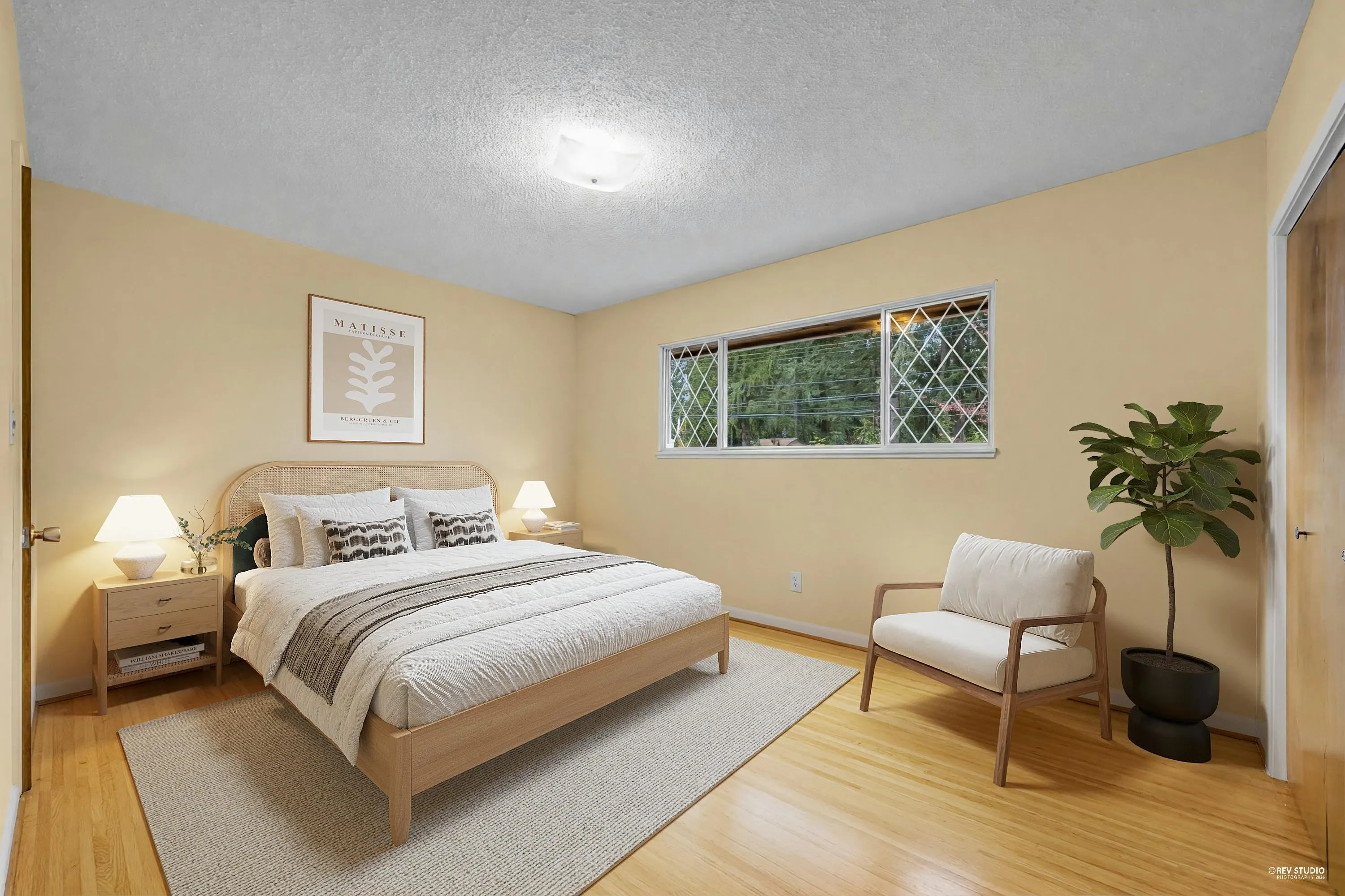4578 Capilano Road
