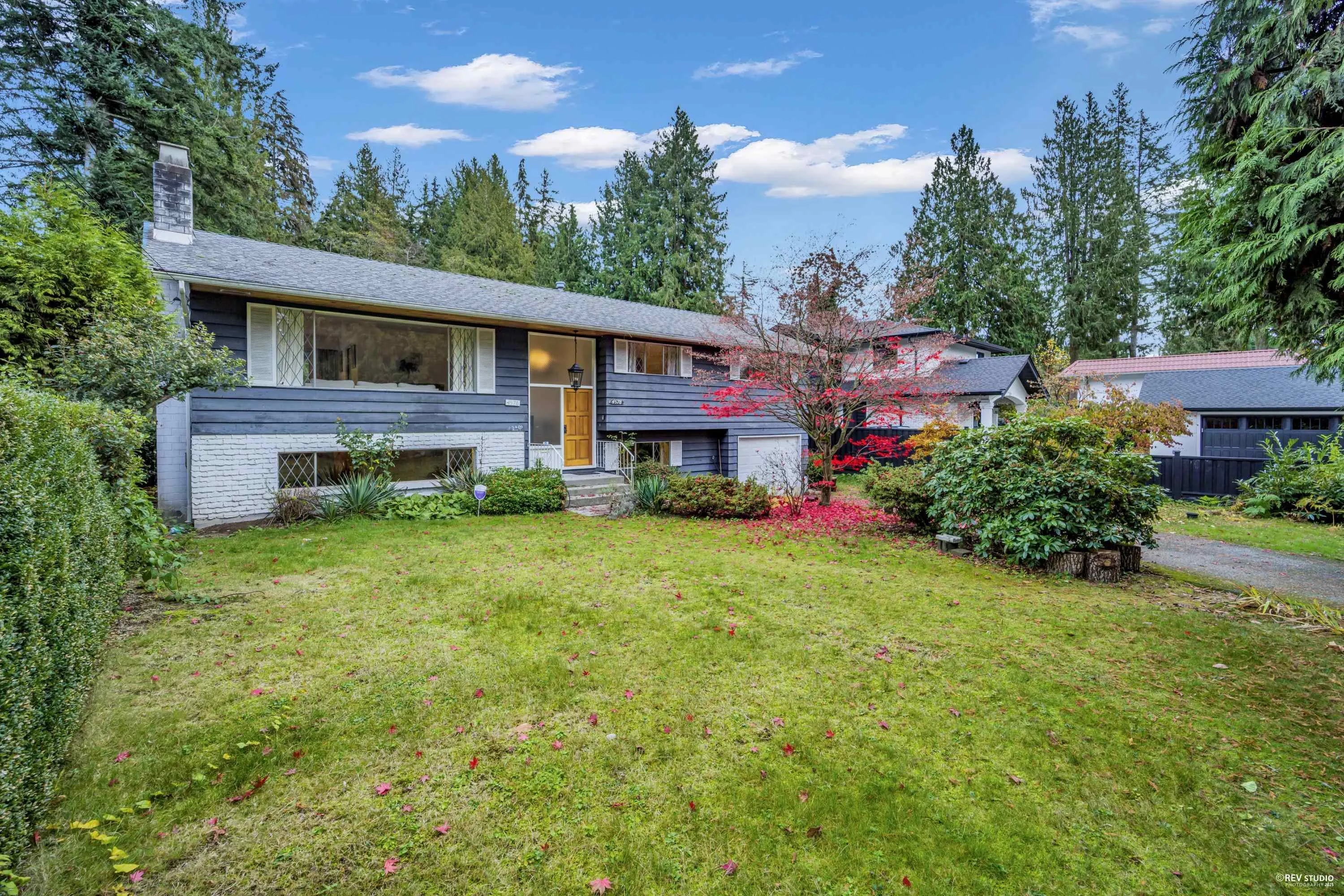 4578 Capilano Road