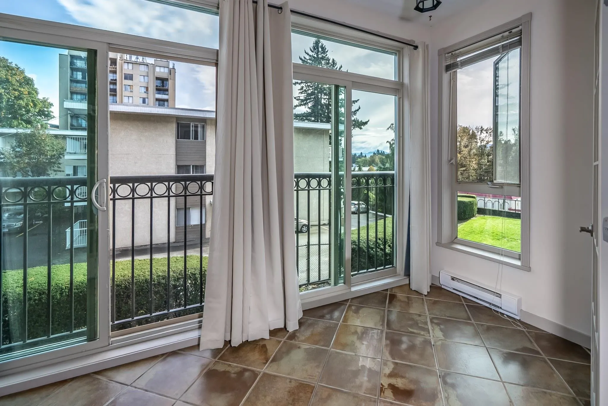 33485 South Fraser Way #207