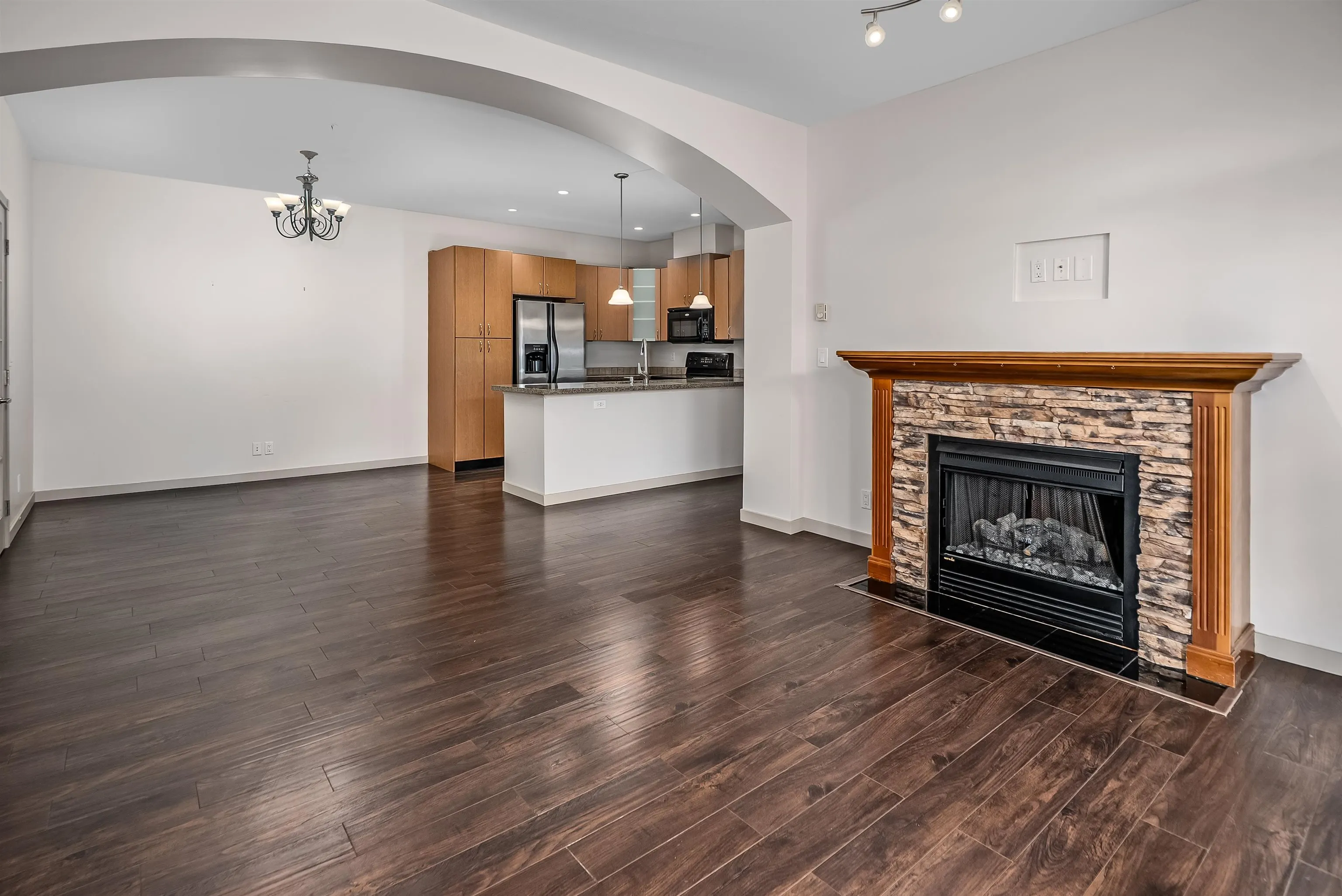33485 South Fraser Way #207