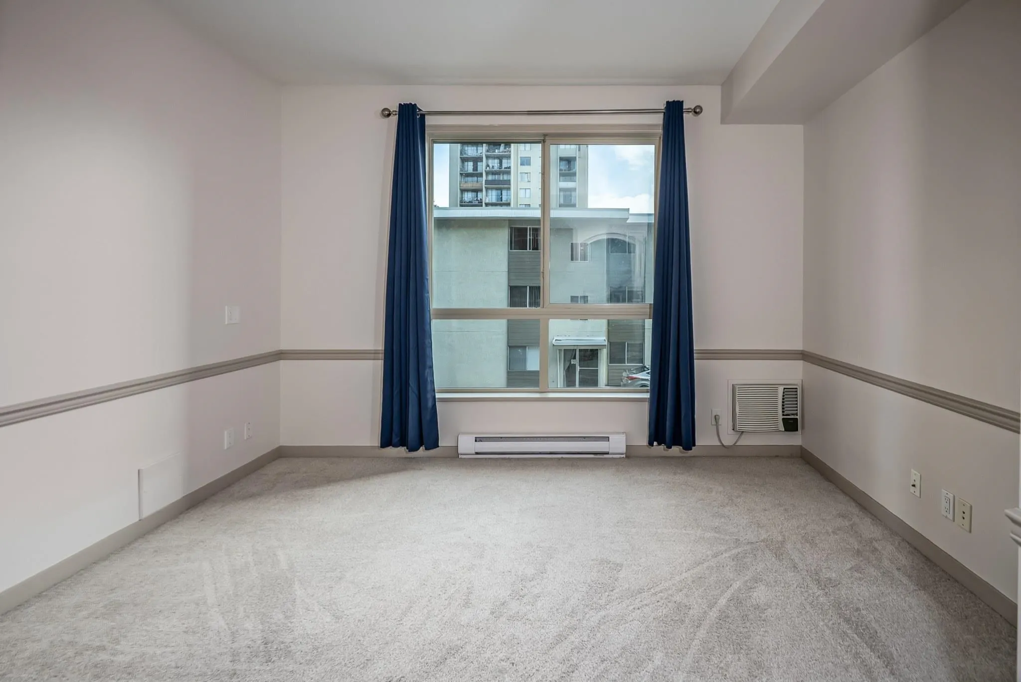 33485 South Fraser Way #207