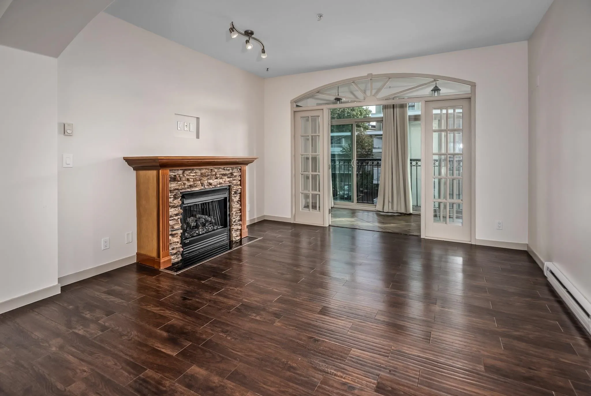 33485 South Fraser Way #207