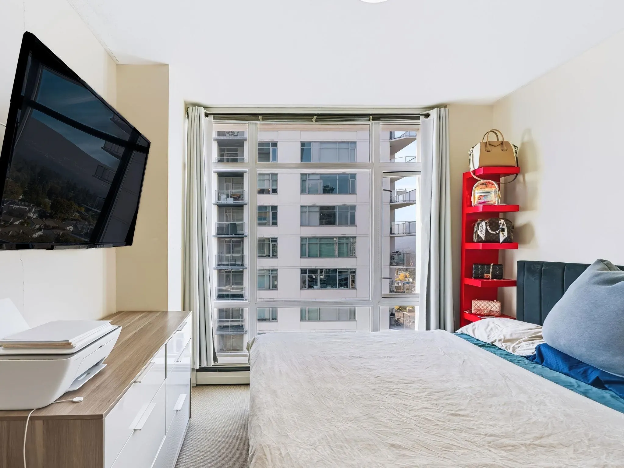 158 W 13th Street #1307
