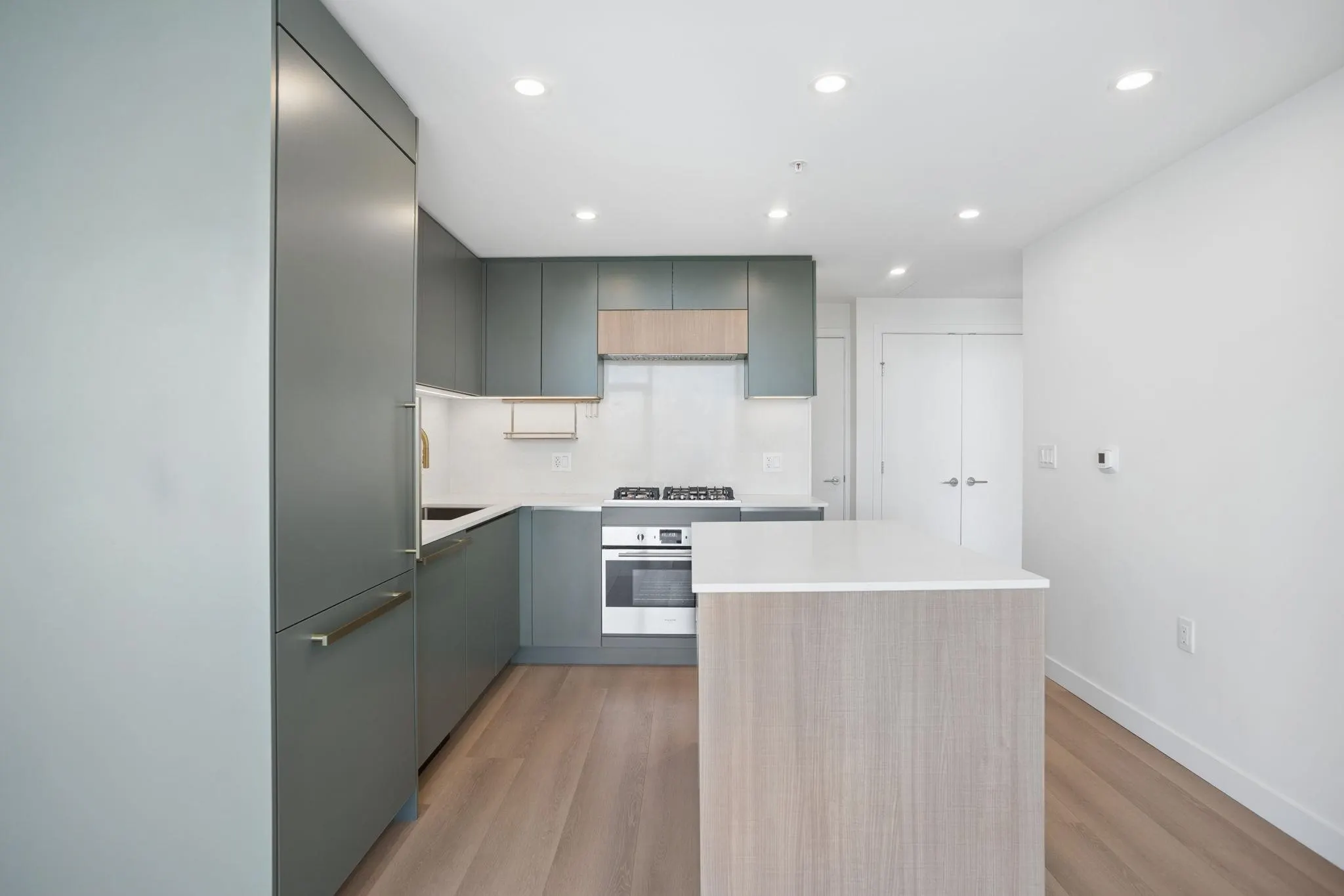 13573 98a Avenue #309
