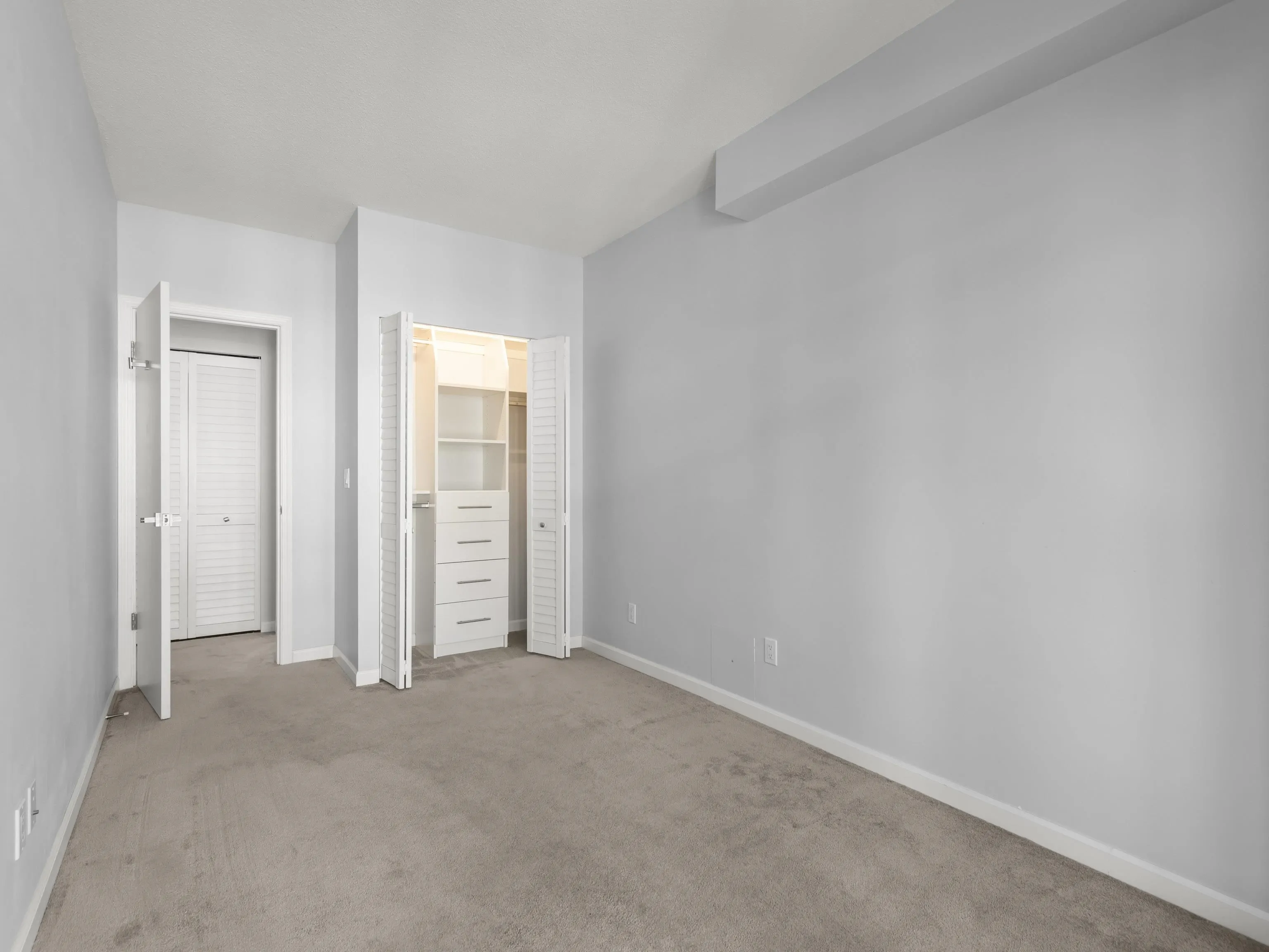 289 Drake Street #701