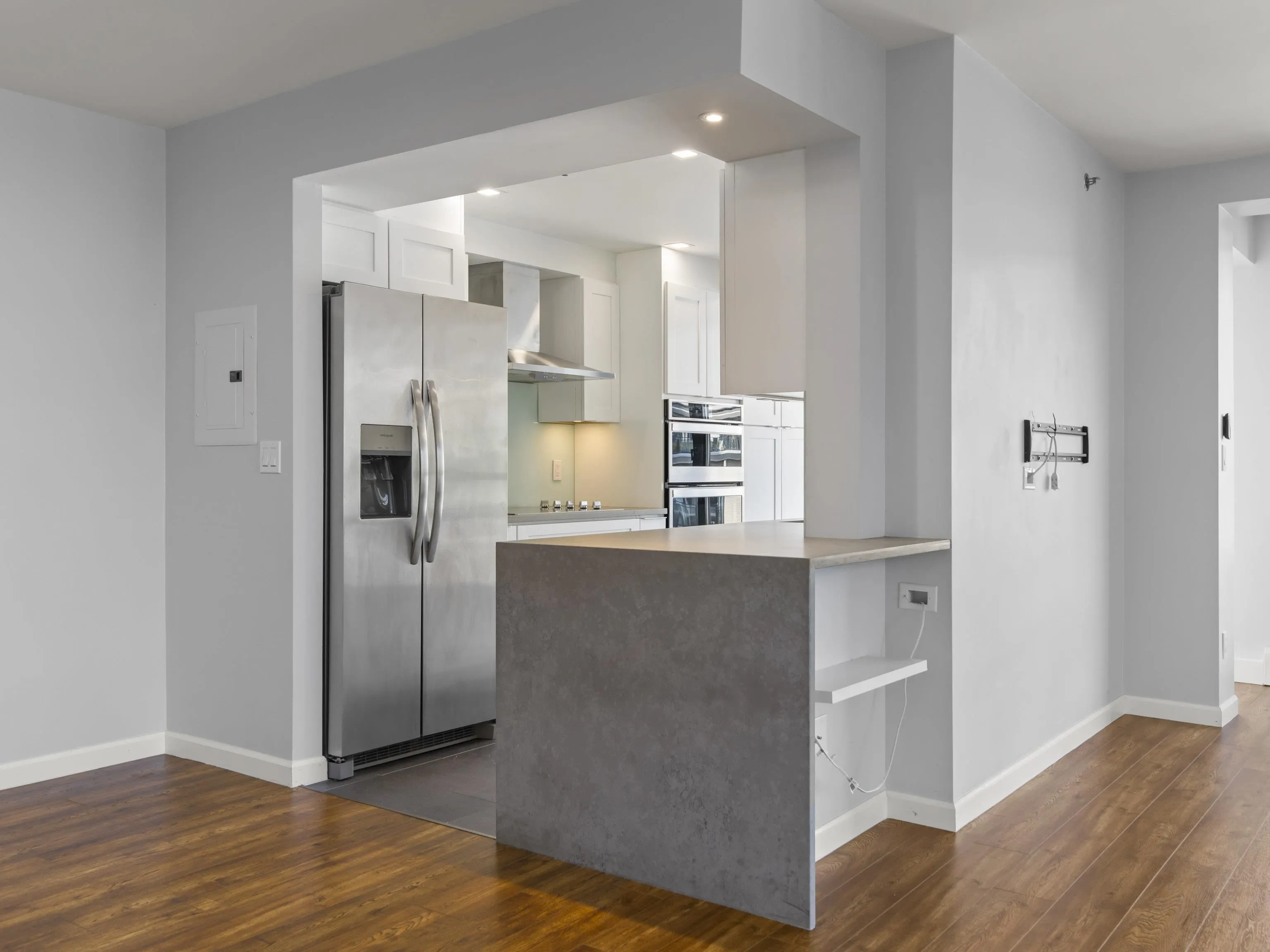 289 Drake Street #701