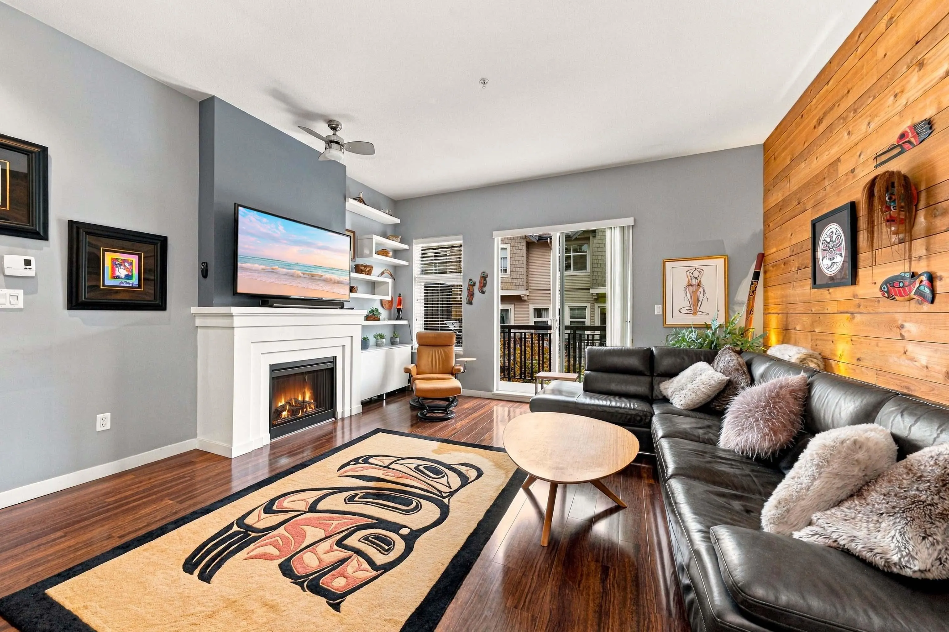709 Premier Street