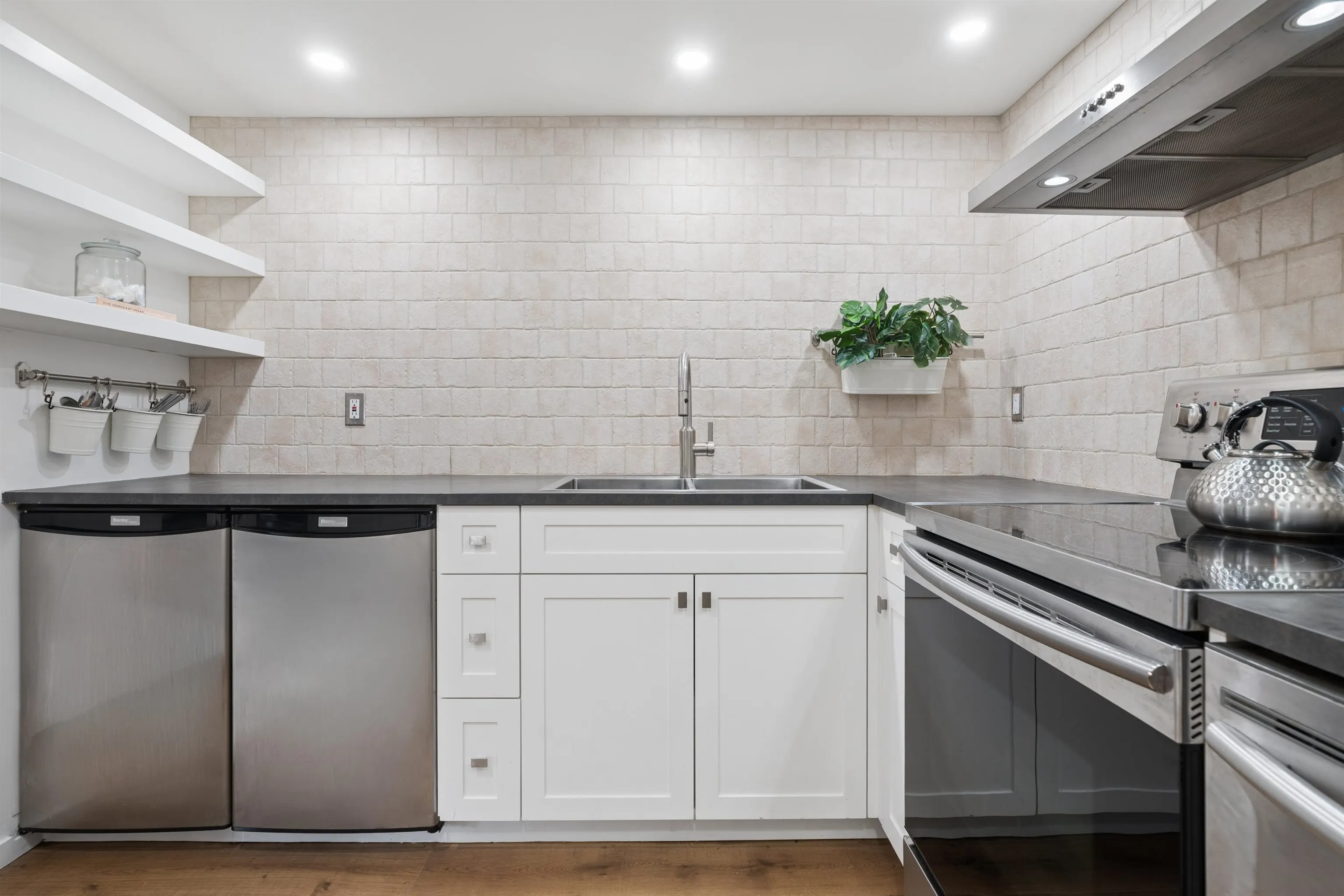 316 Cedar Street #106