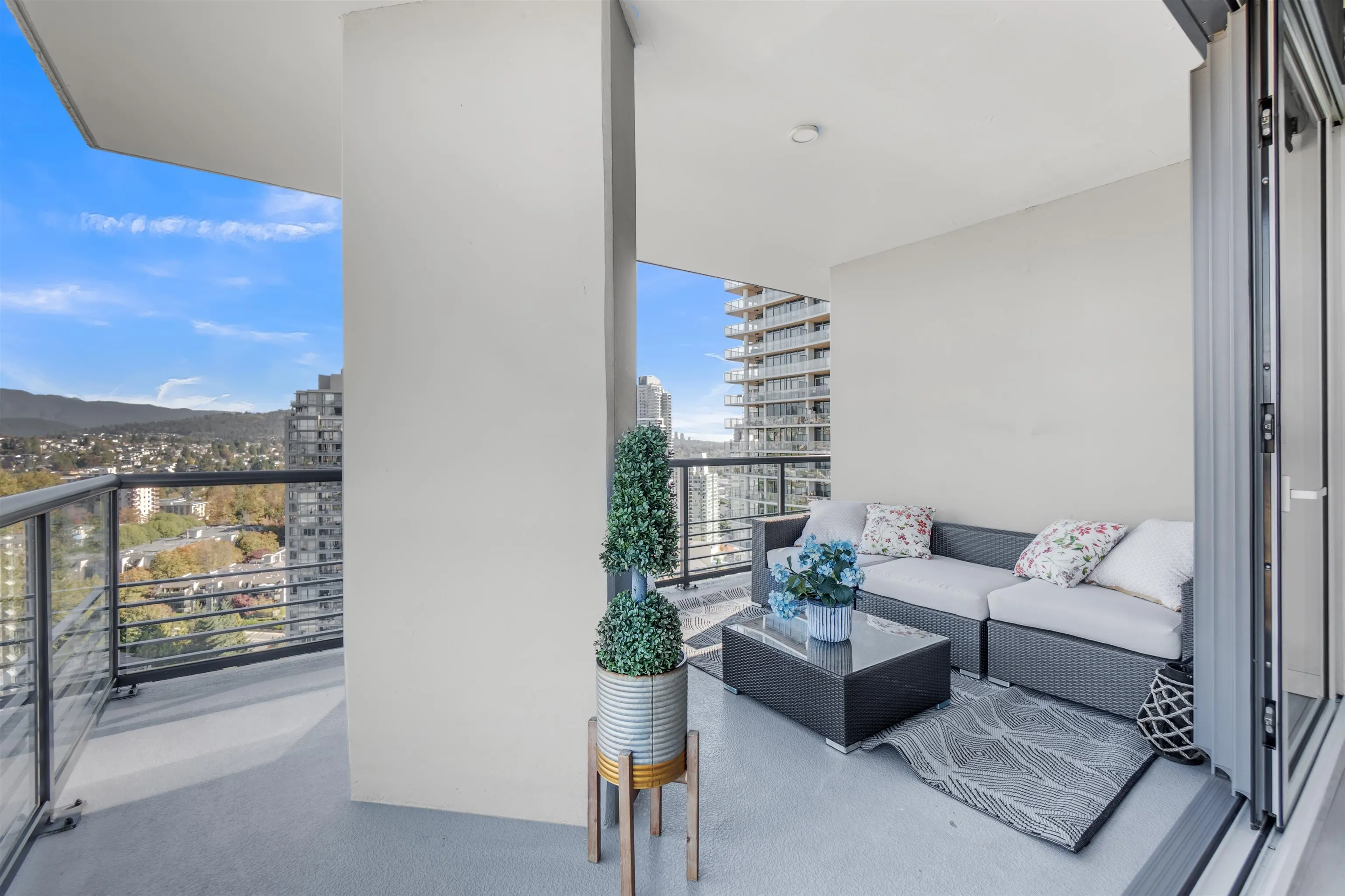 4730 Lougheed Highway #2408
