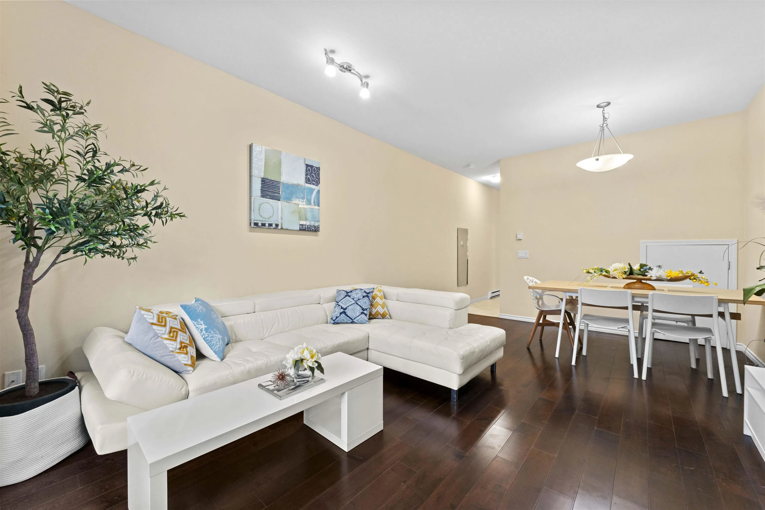 621 Langside Avenue #13