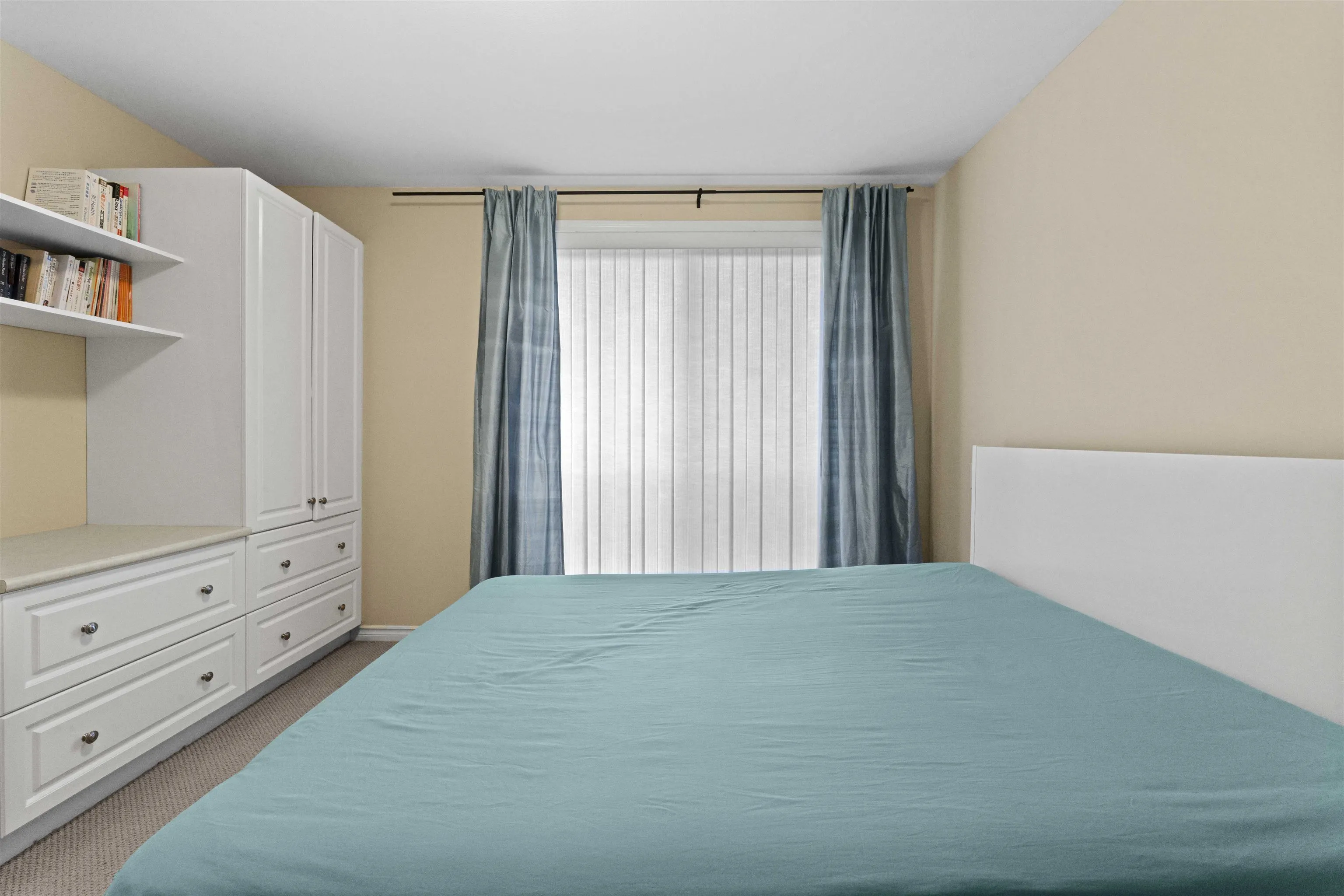 621 Langside Avenue #13