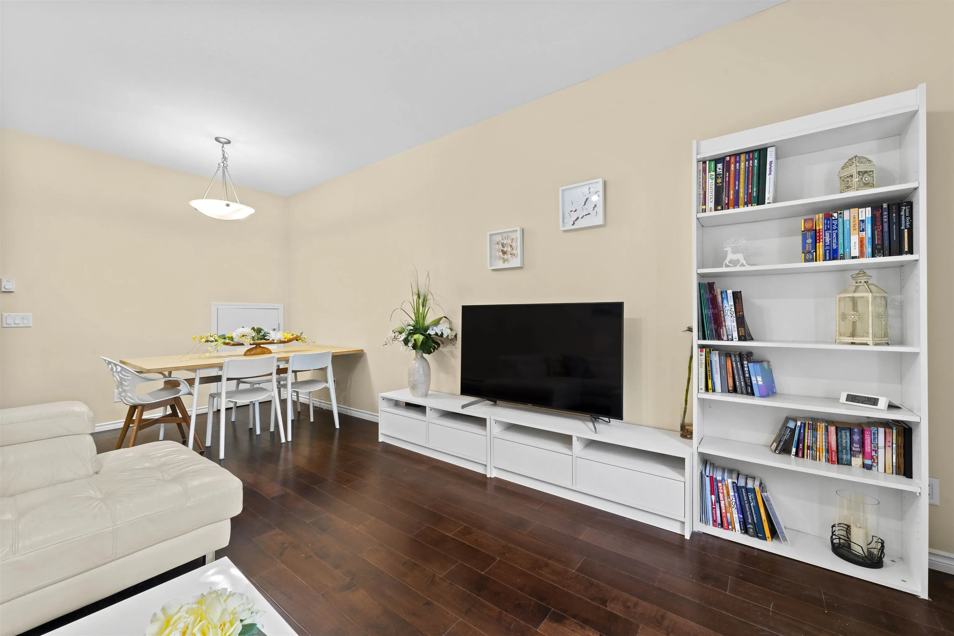 621 Langside Avenue #13