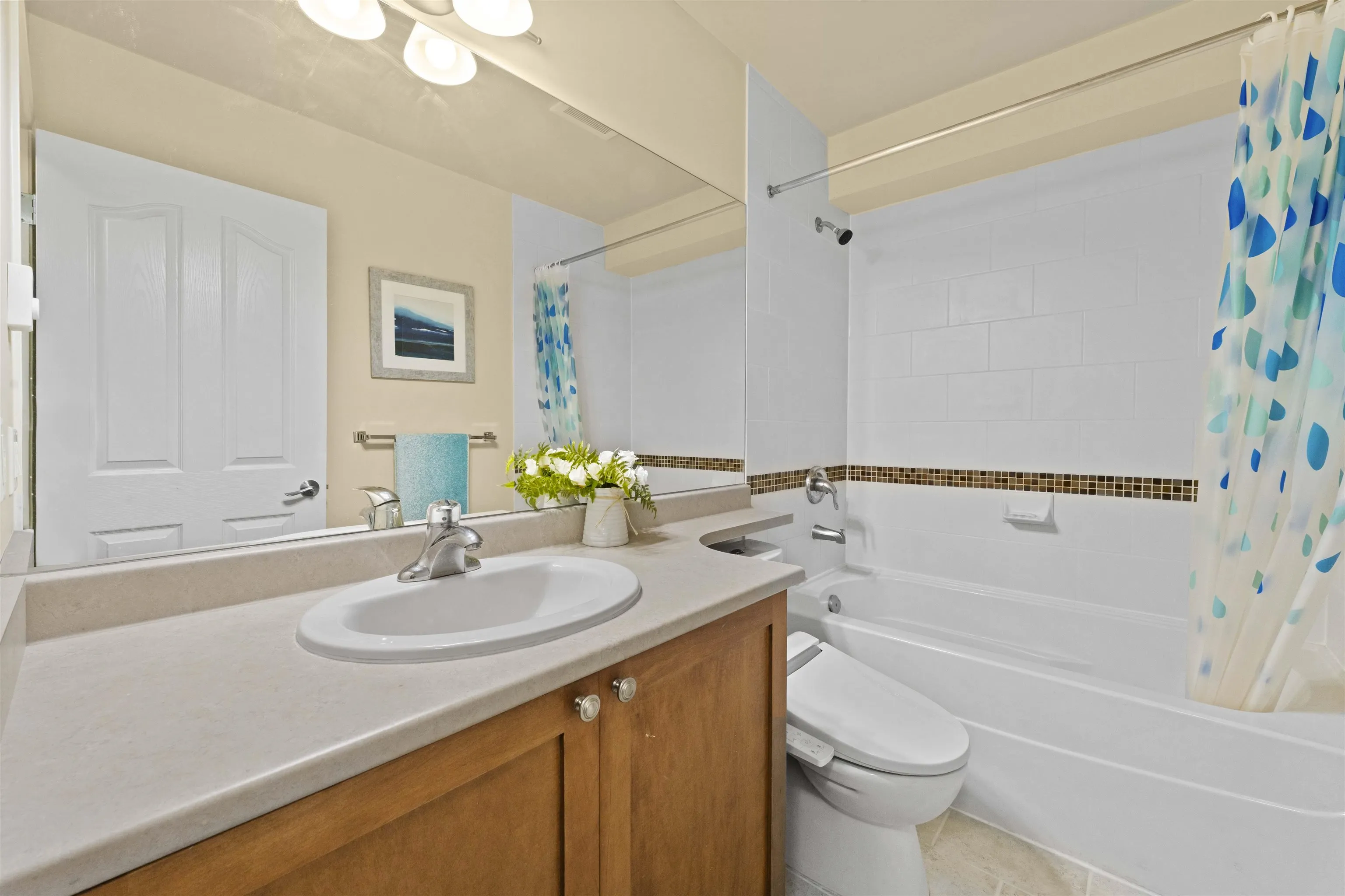 621 Langside Avenue #13