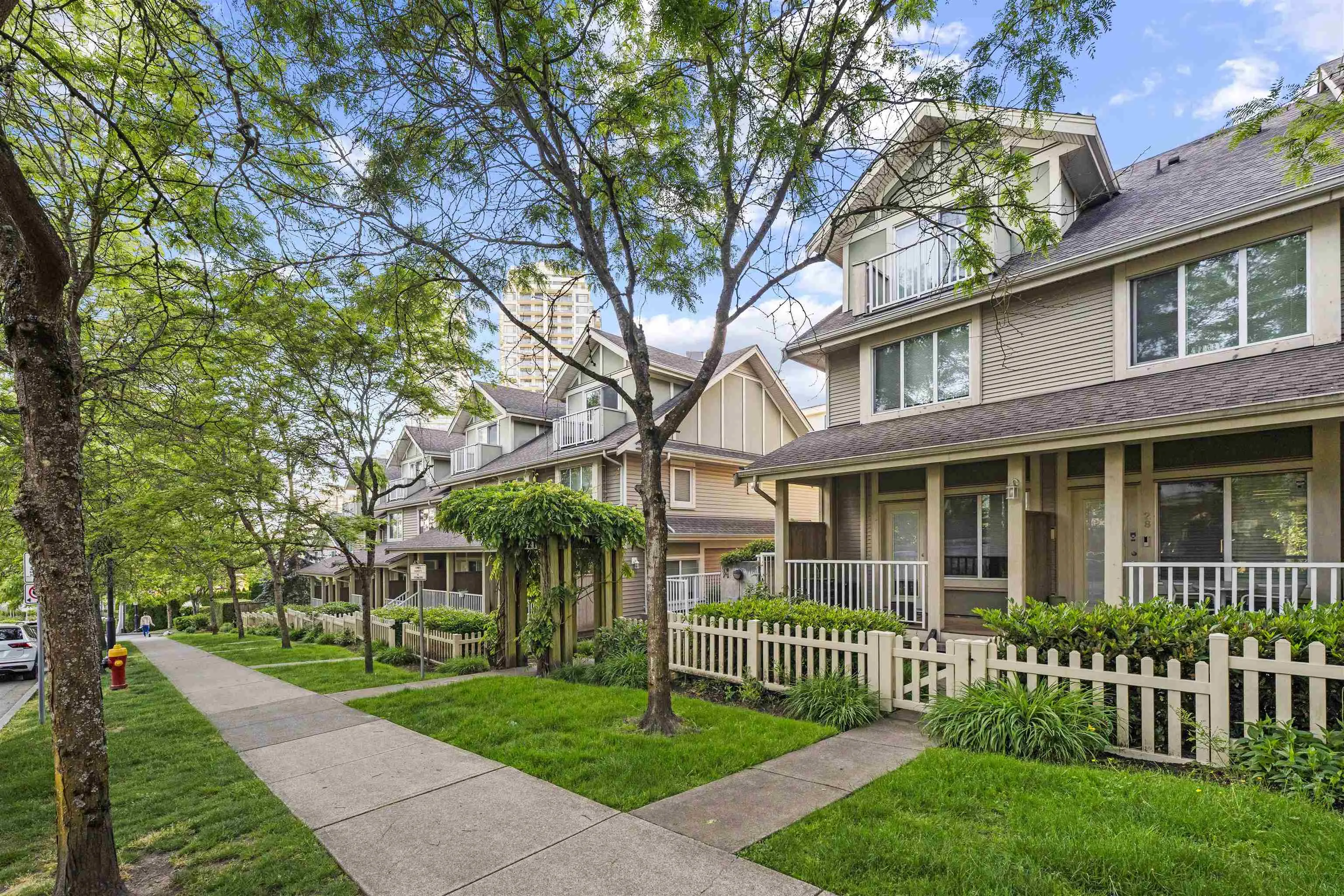 621 Langside Avenue #13