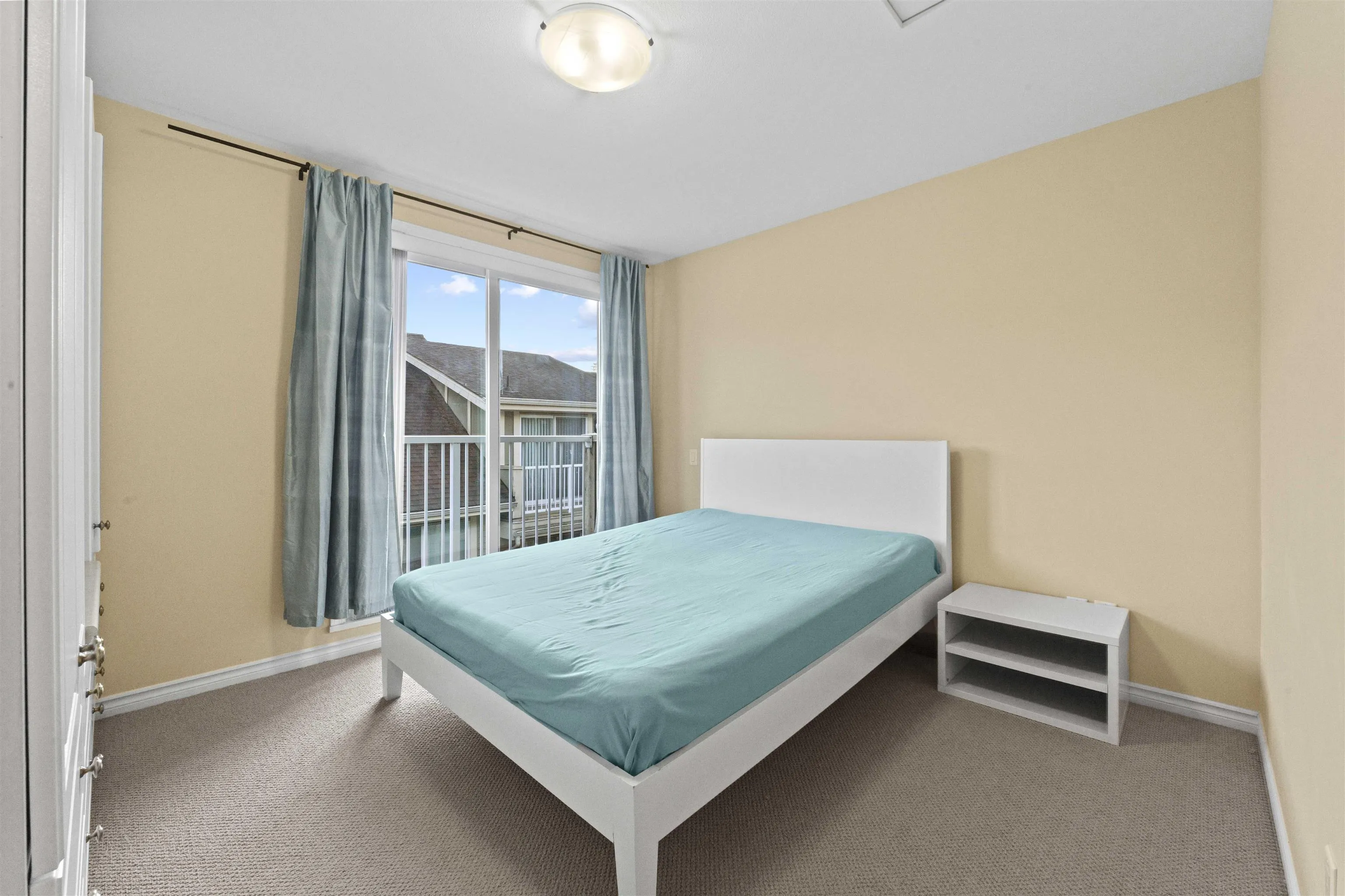 621 Langside Avenue #13