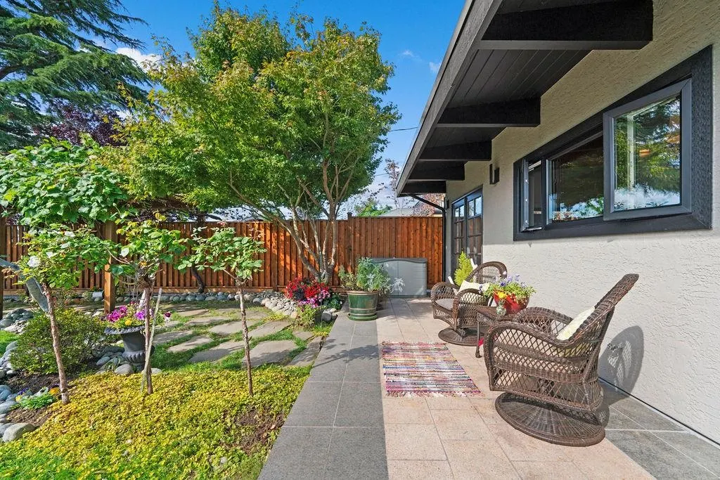 227 Centennial Parkway