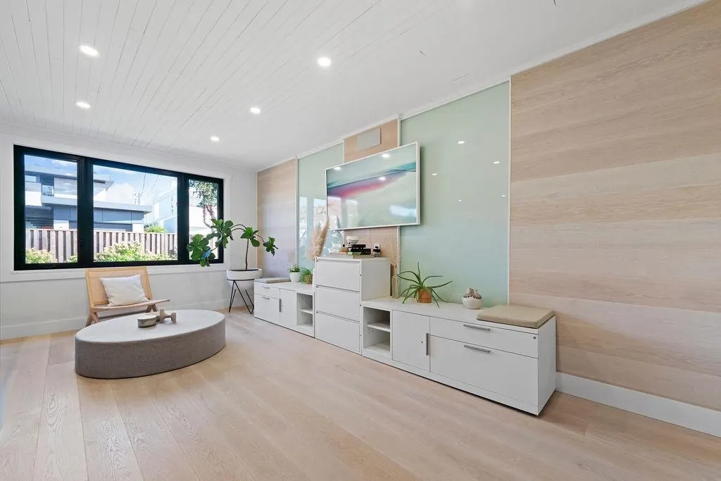 227 Centennial Parkway