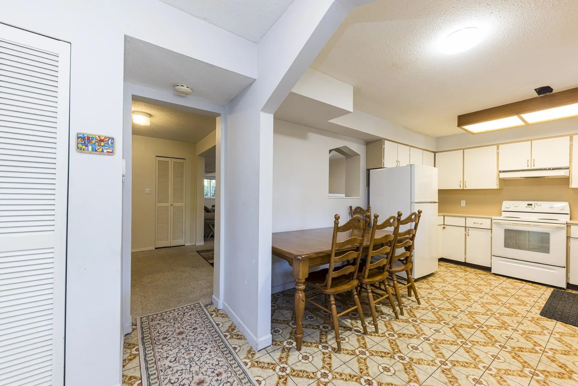 741 E 18th Street