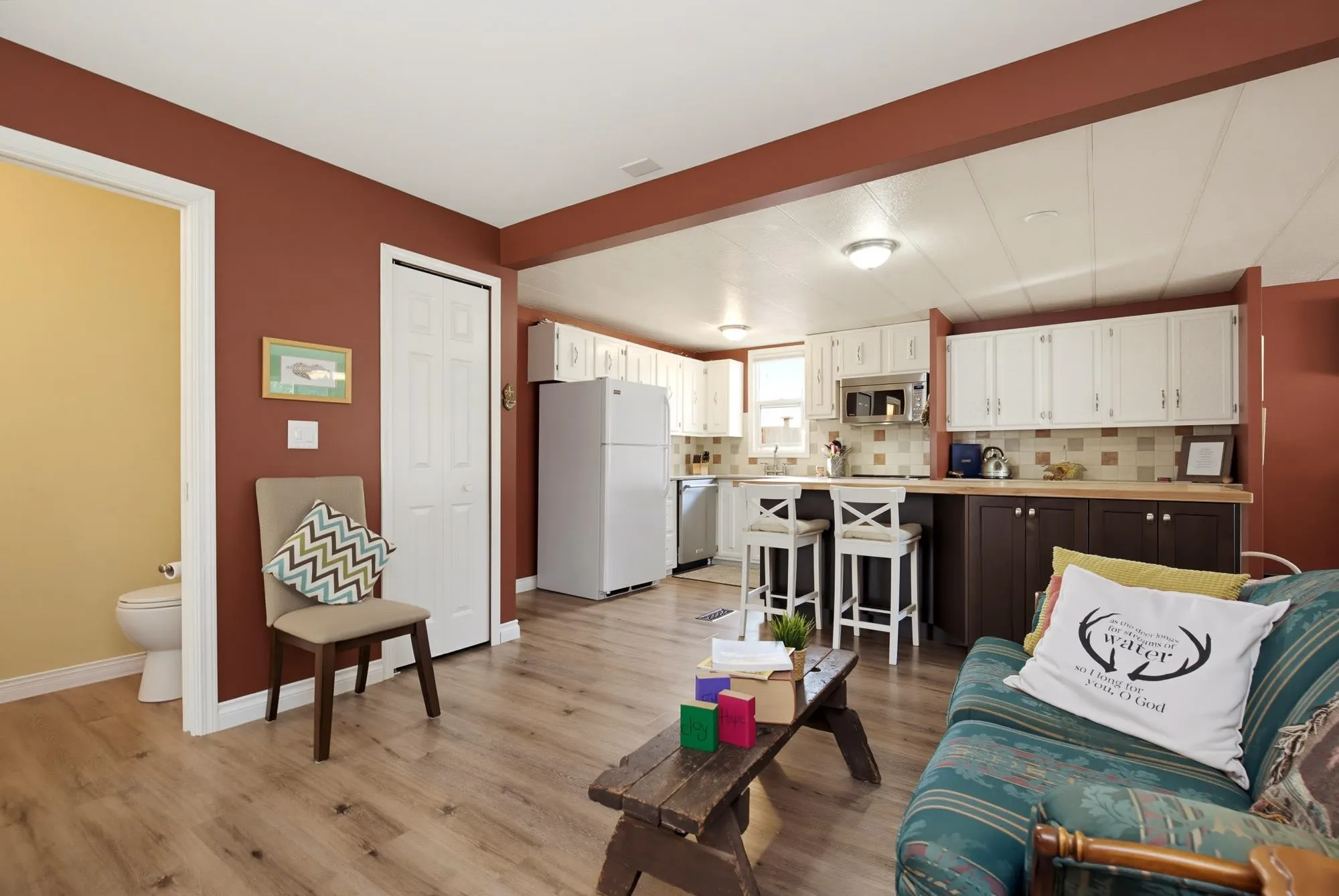31590 Oakridge Crescent